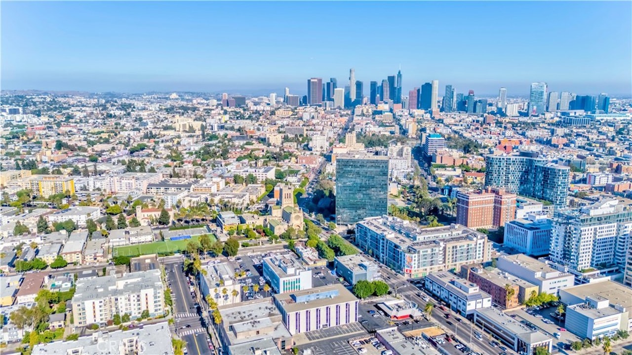 436 S Virgil Ave #403 Los Angeles, CA 90020 | MLS PW25185551 Photo 39