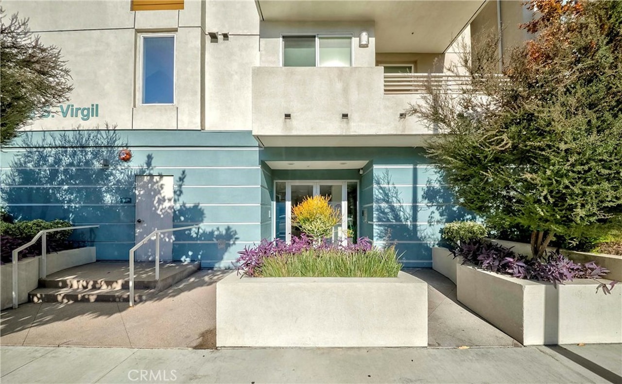 436 S Virgil Ave #403 Los Angeles, CA 90020 | MLS PW25185551 Photo 2