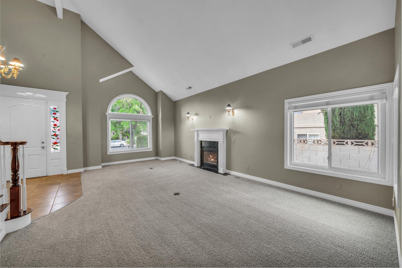 1659 S Cobblestone LN St George, UT 84790 home for sale, MLS#25-264305 - Erika Rogers Photo 3