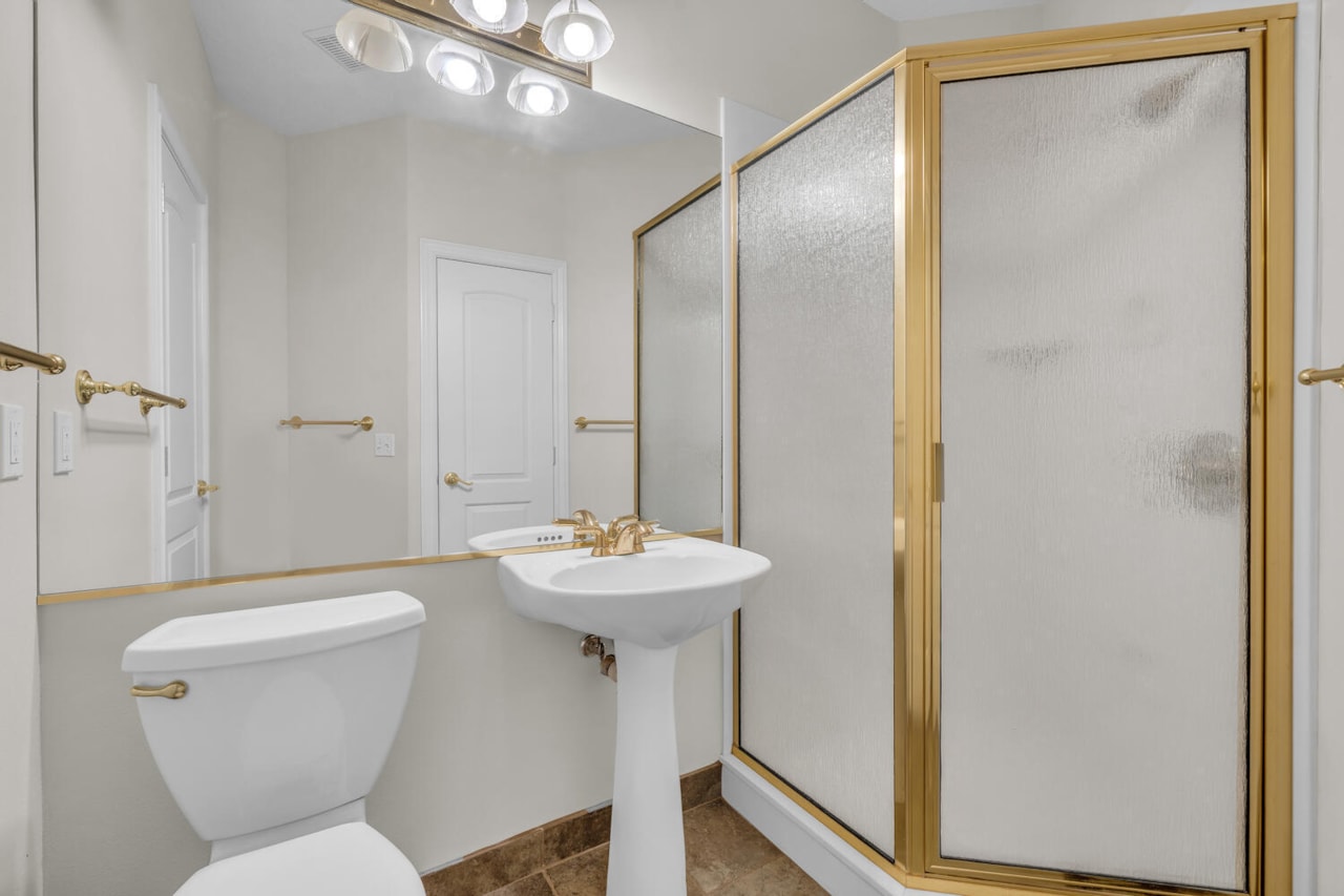 1659 S Cobblestone LN St George, UT 84790 home for sale, MLS#25-264305 - Erika Rogers Photo 9