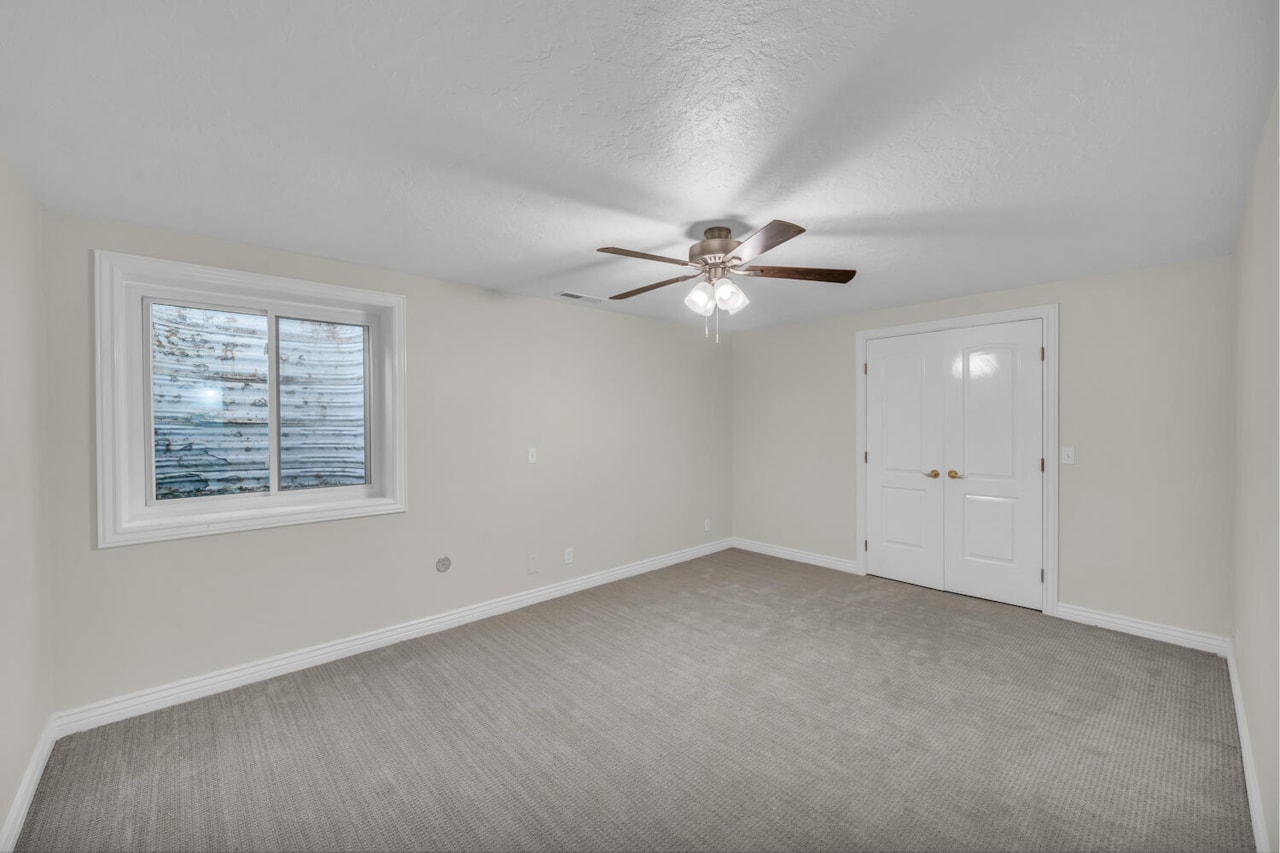 1659 S Cobblestone LN St George, UT 84790 home for sale, MLS#25-264305 - Erika Rogers Photo 22