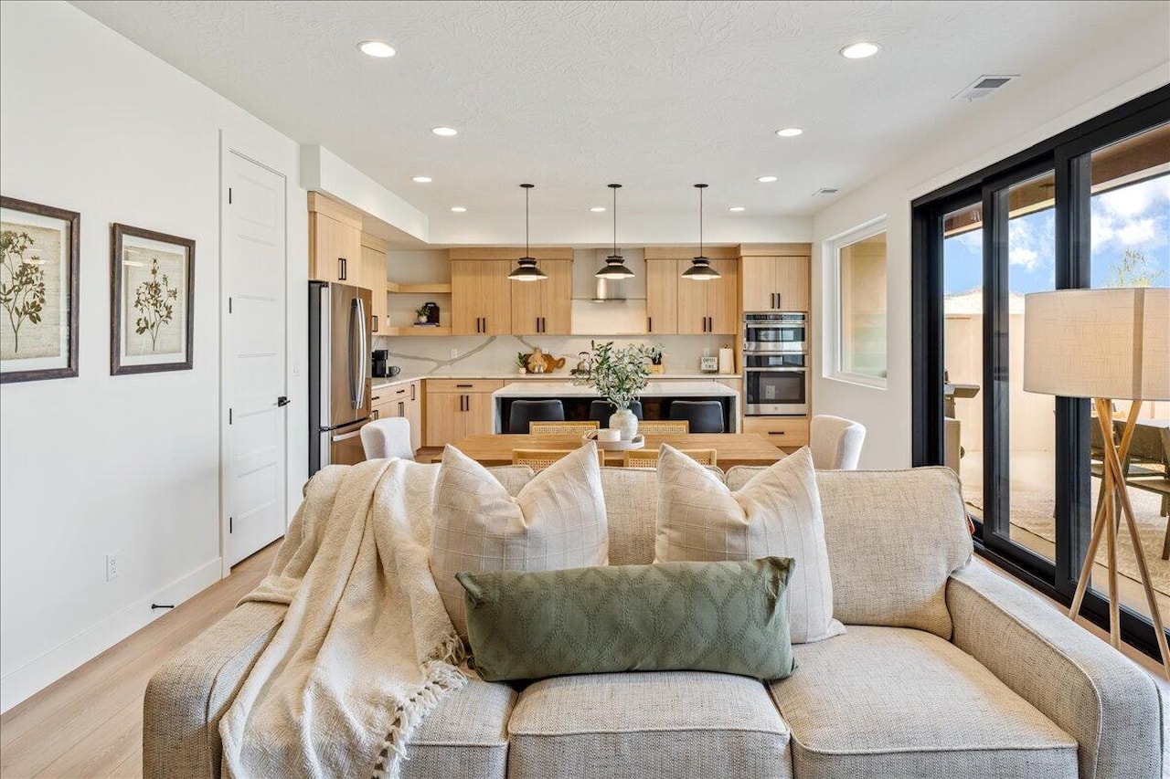 1624 W Ledges #134 St George, UT 84770 home for sale, MLS#25-262140 - Erika Rogers Photo 24