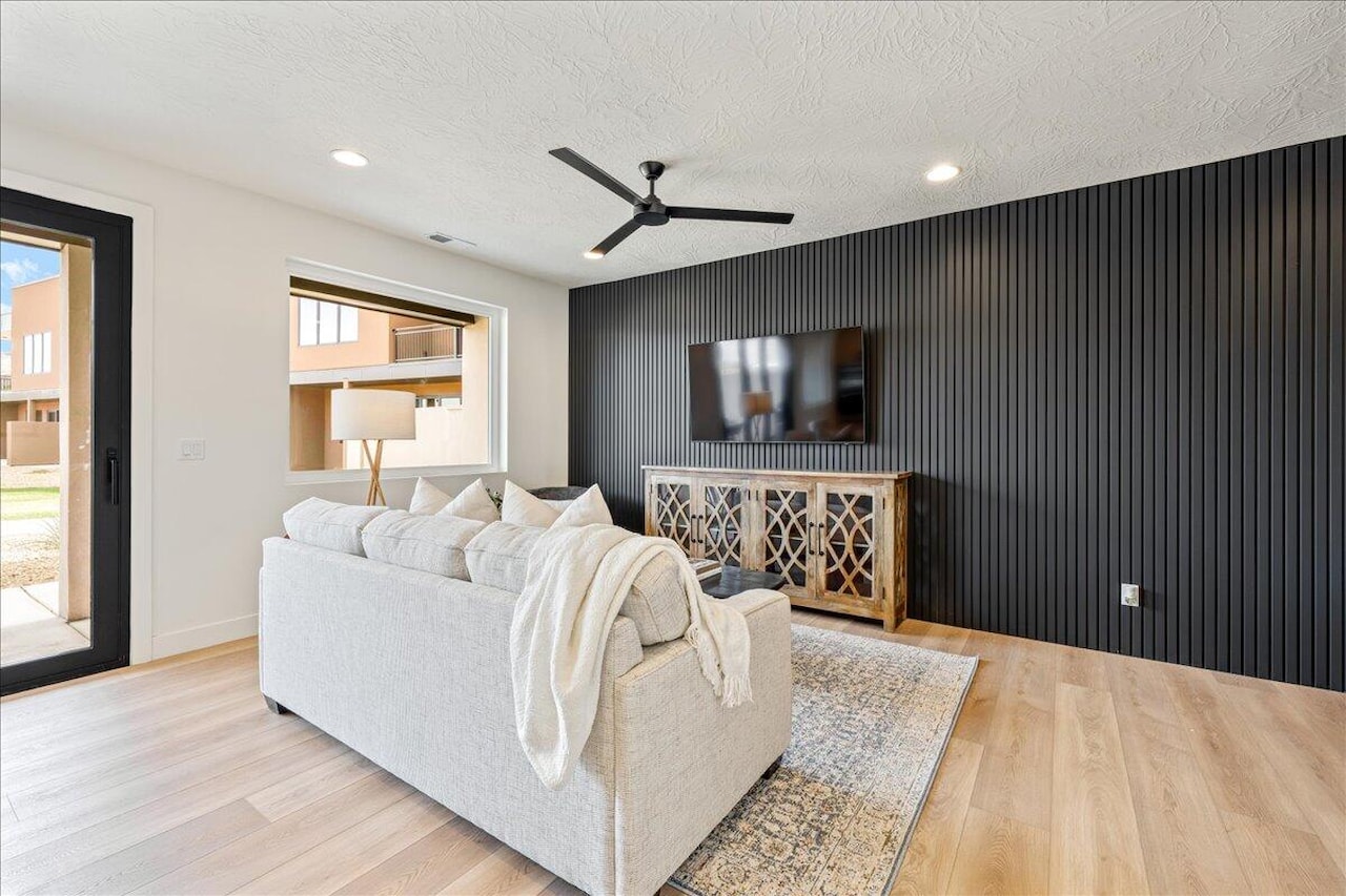 1624 W Ledges #134 St George, UT 84770 home for sale, MLS#25-262140 - Erika Rogers Photo 32