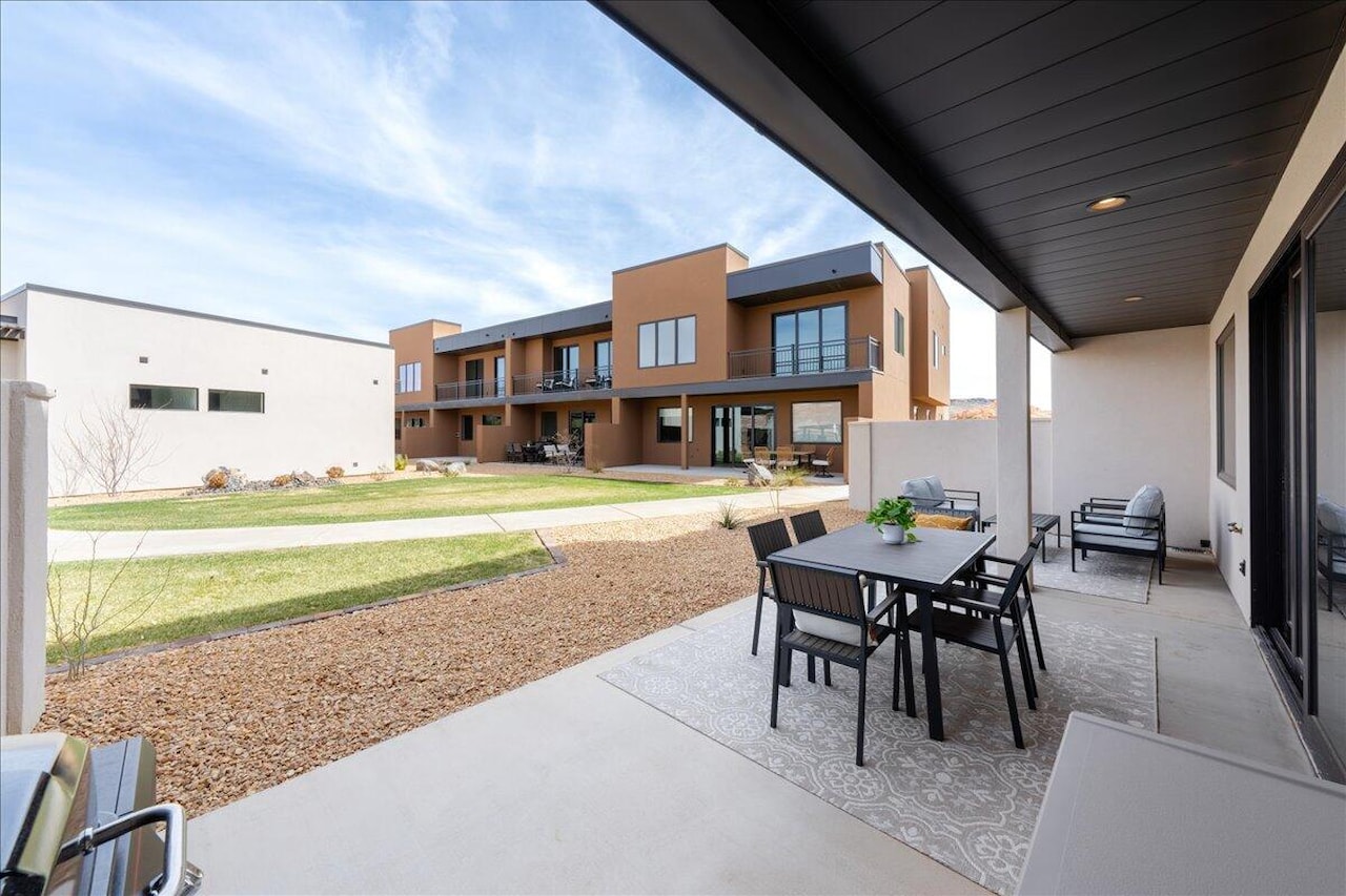 1624 W Ledges #134 St George, UT 84770 home for sale, MLS#25-262140 - Erika Rogers Photo 67