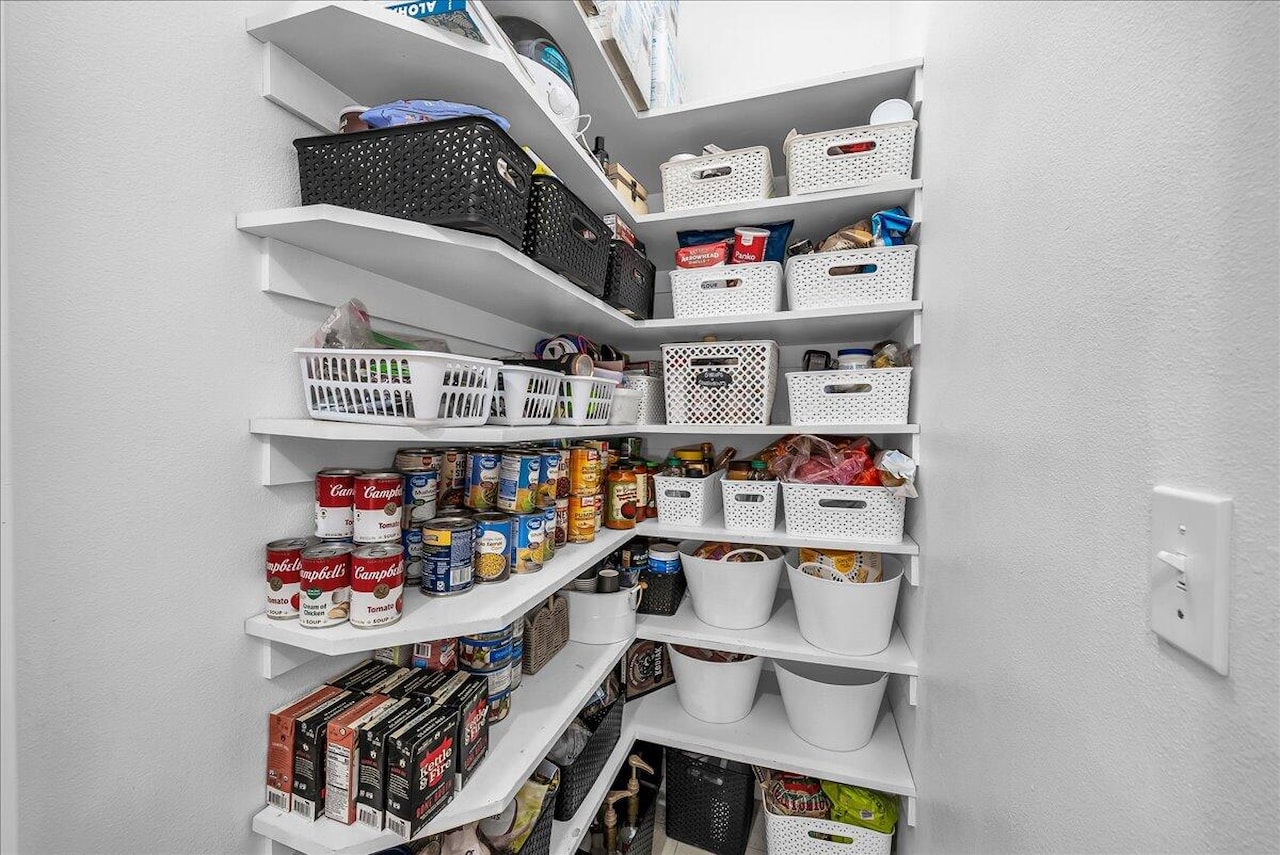 2669 E 3200 S St George, UT 84790 home for sale, MLS#25-264317 - Erika Rogers Photo 30