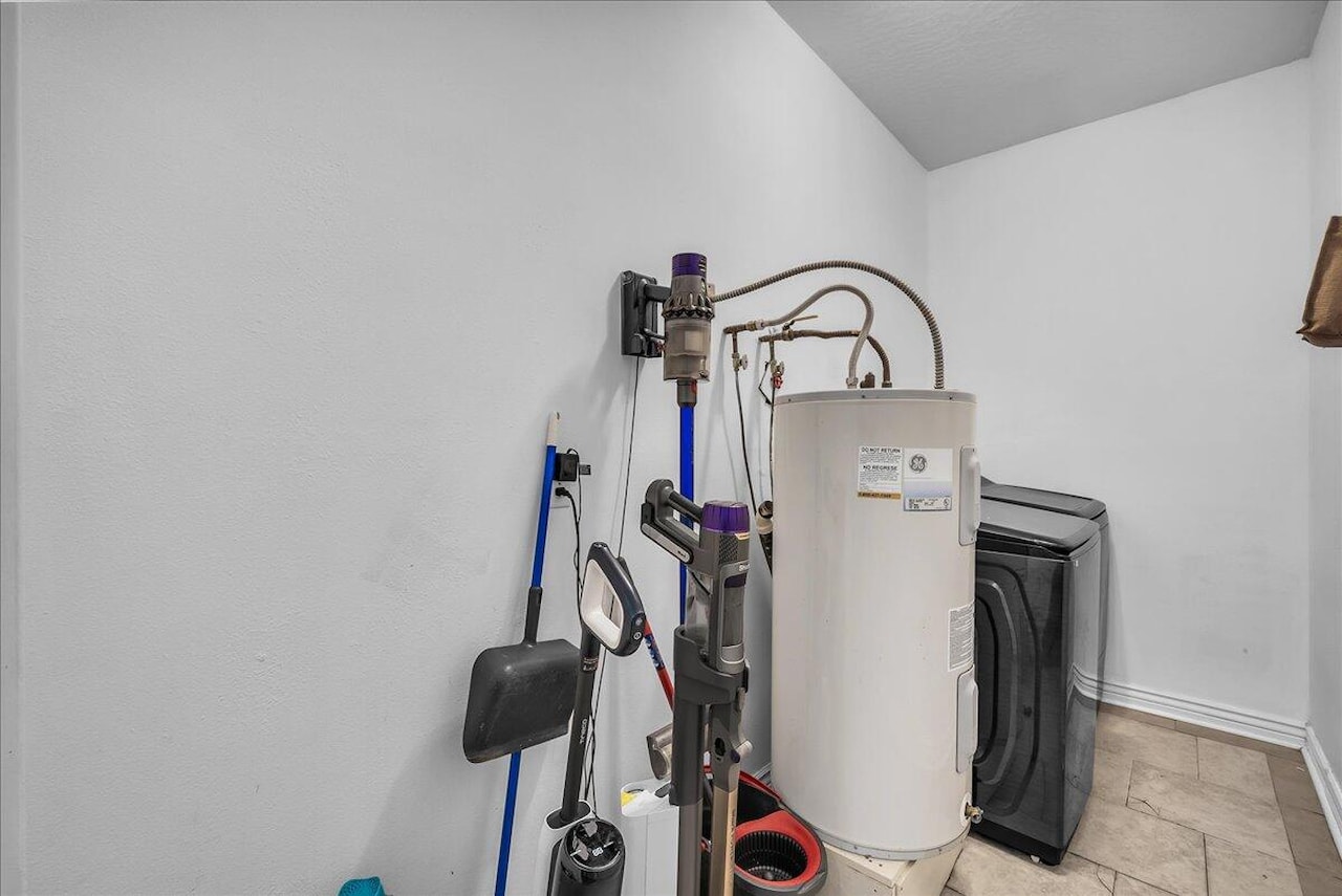 2669 E 3200 S St George, UT 84790 home for sale, MLS#25-264317 - Erika Rogers Photo 31