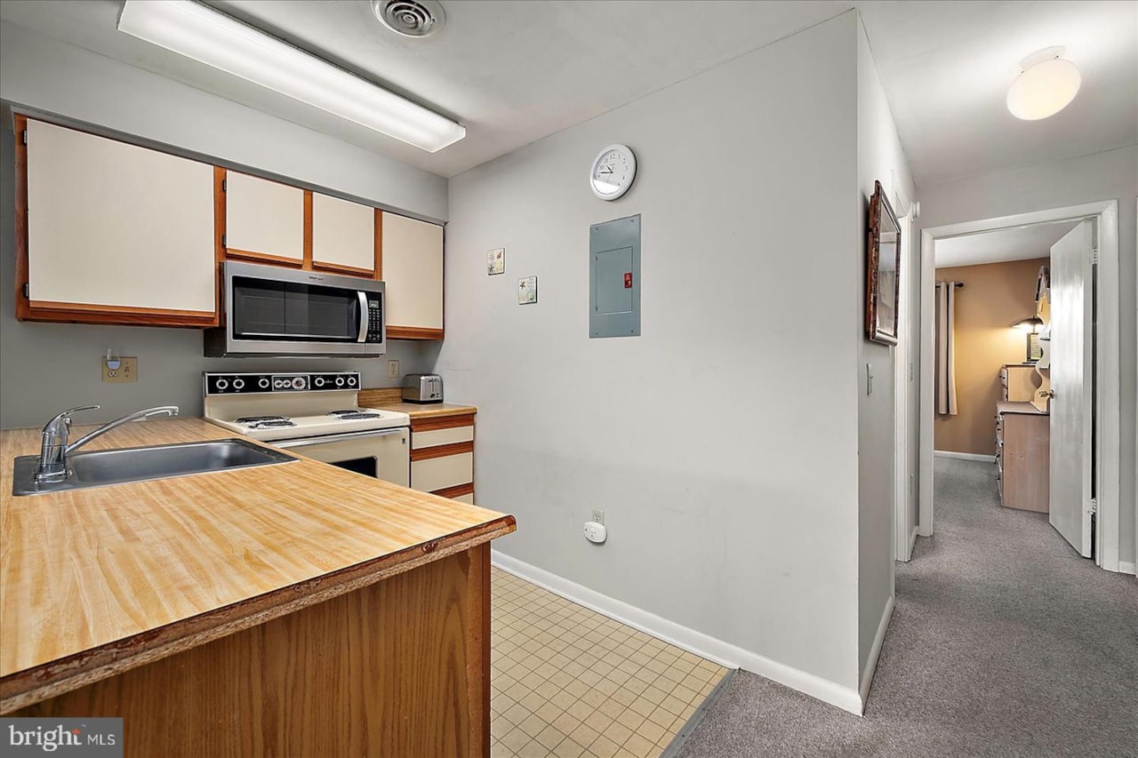 Jockey Beach Club Real Estate for Sale - 101 123rd St #235C3 in Ocean City Photo 12