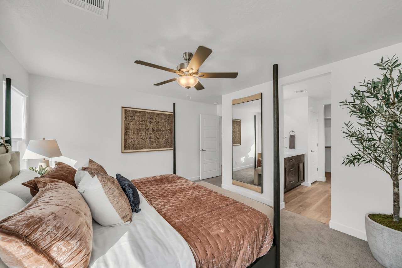 332 S Deep Creek DR Washington, UT 84780 home for sale, MLS#25-264372 - Erika Rogers Photo 18