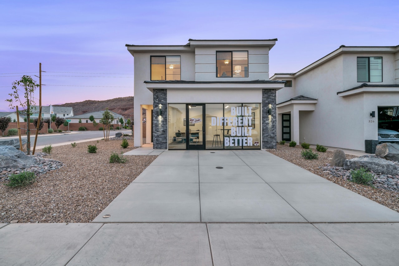 332 S Deep Creek DR Washington, UT 84780 home for sale, MLS#25-264372 - Erika Rogers Photo 28