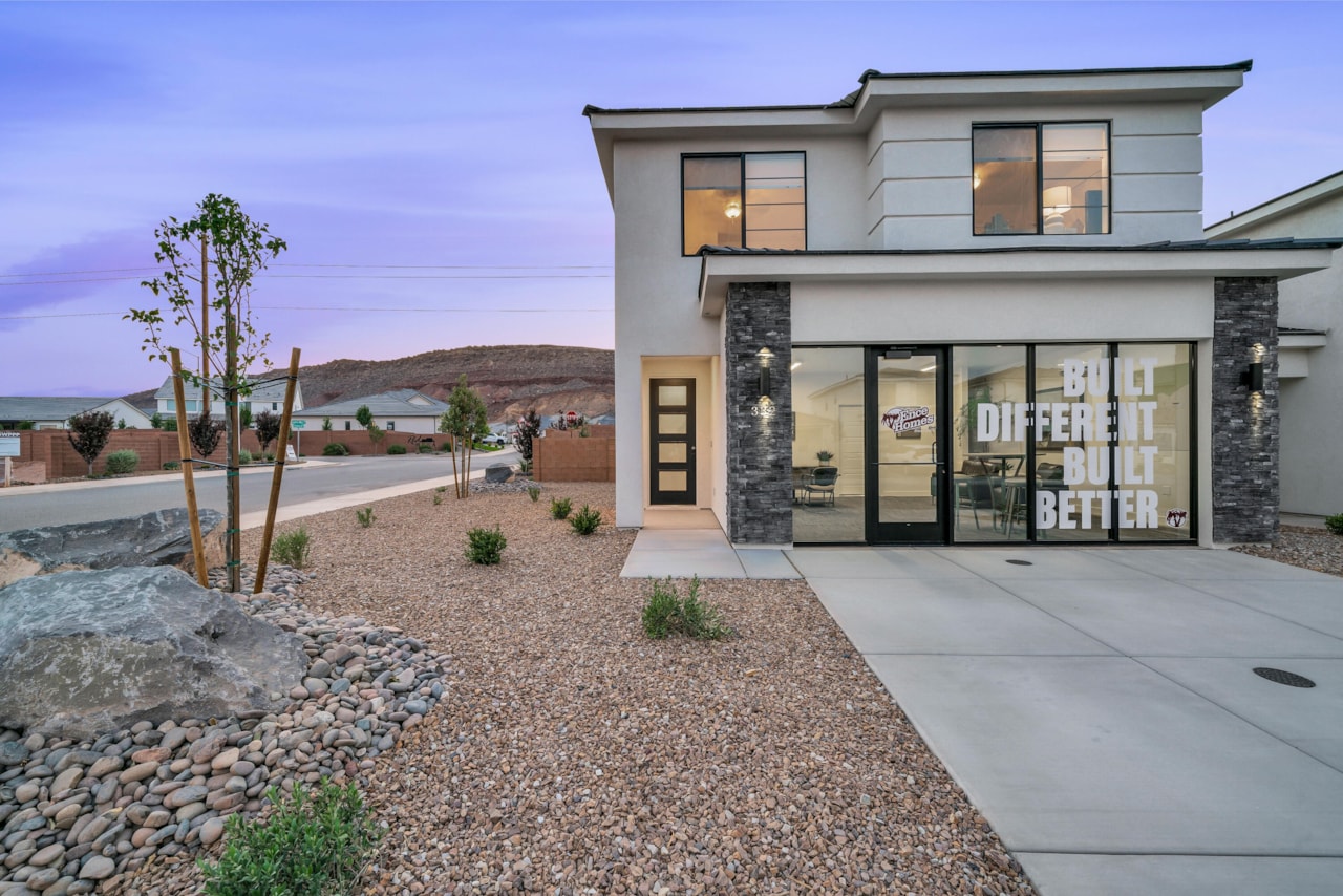 332 S Deep Creek DR Washington, UT 84780 home for sale, MLS#25-264372 - Erika Rogers Photo 30