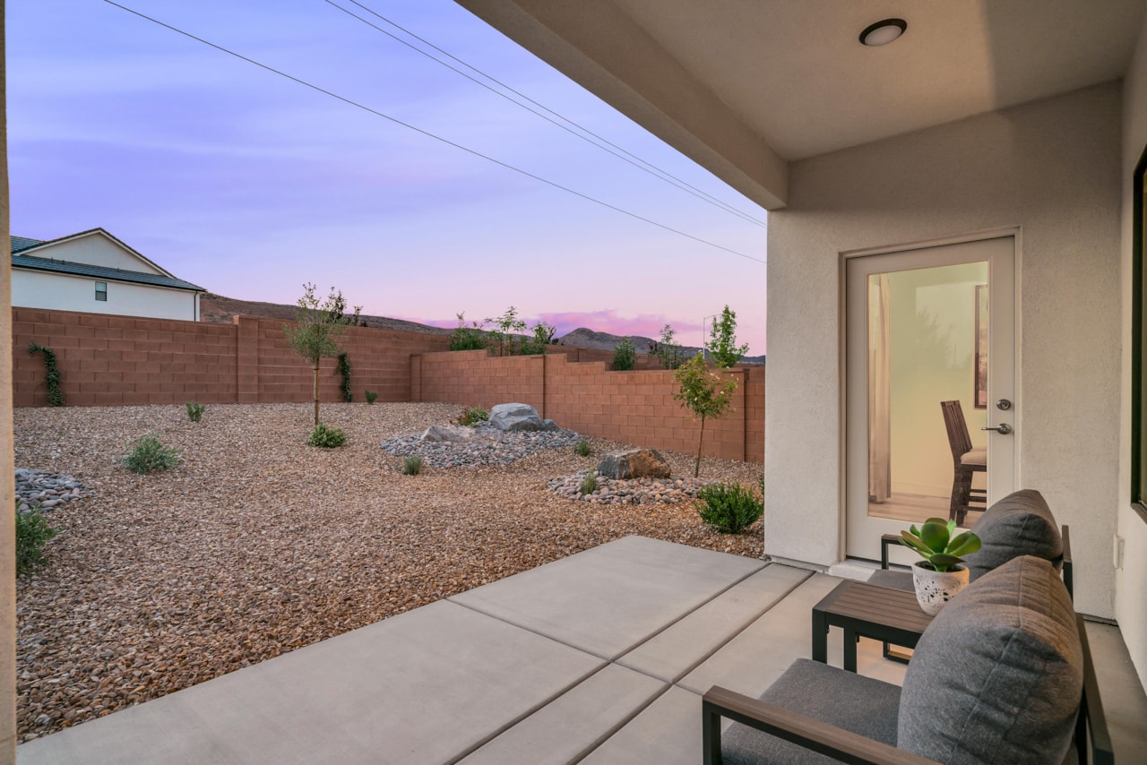 332 S Deep Creek DR Washington, UT 84780 home for sale, MLS#25-264372 - Erika Rogers Photo 34