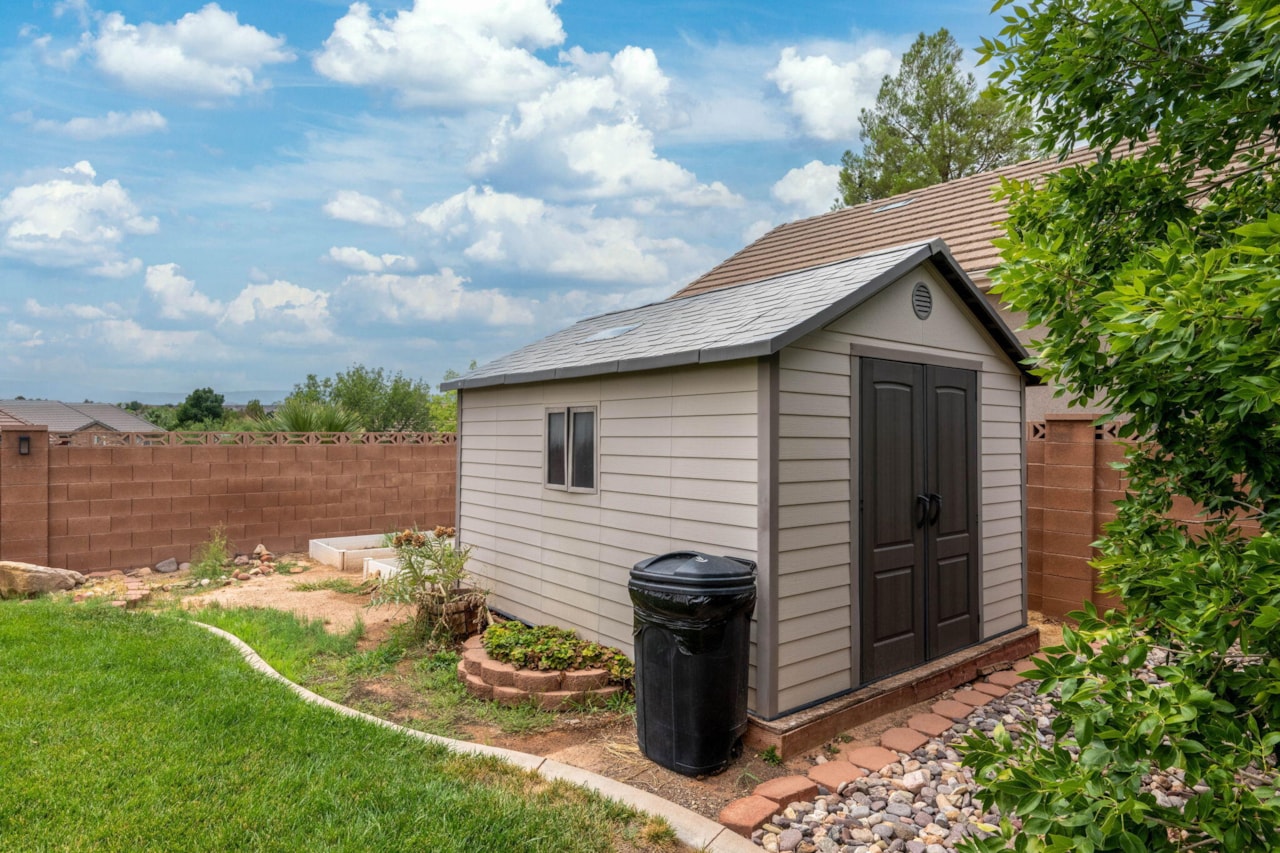 2208 E 2480  S St George, UT 84790 home for sale, MLS#25-263350 - Erika Rogers Photo 36