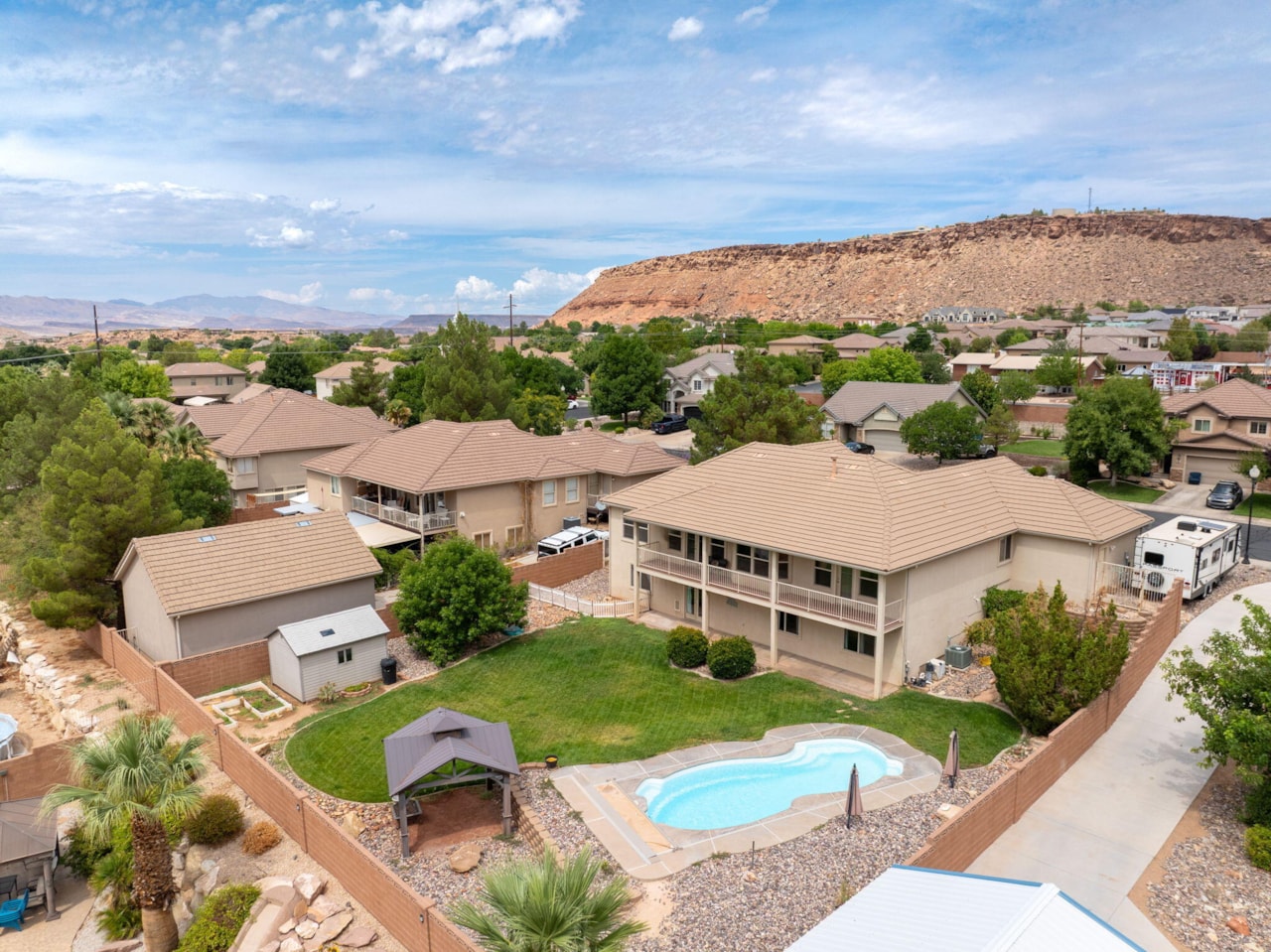 2208 E 2480  S St George, UT 84790 home for sale, MLS#25-263350 - Erika Rogers Photo 48