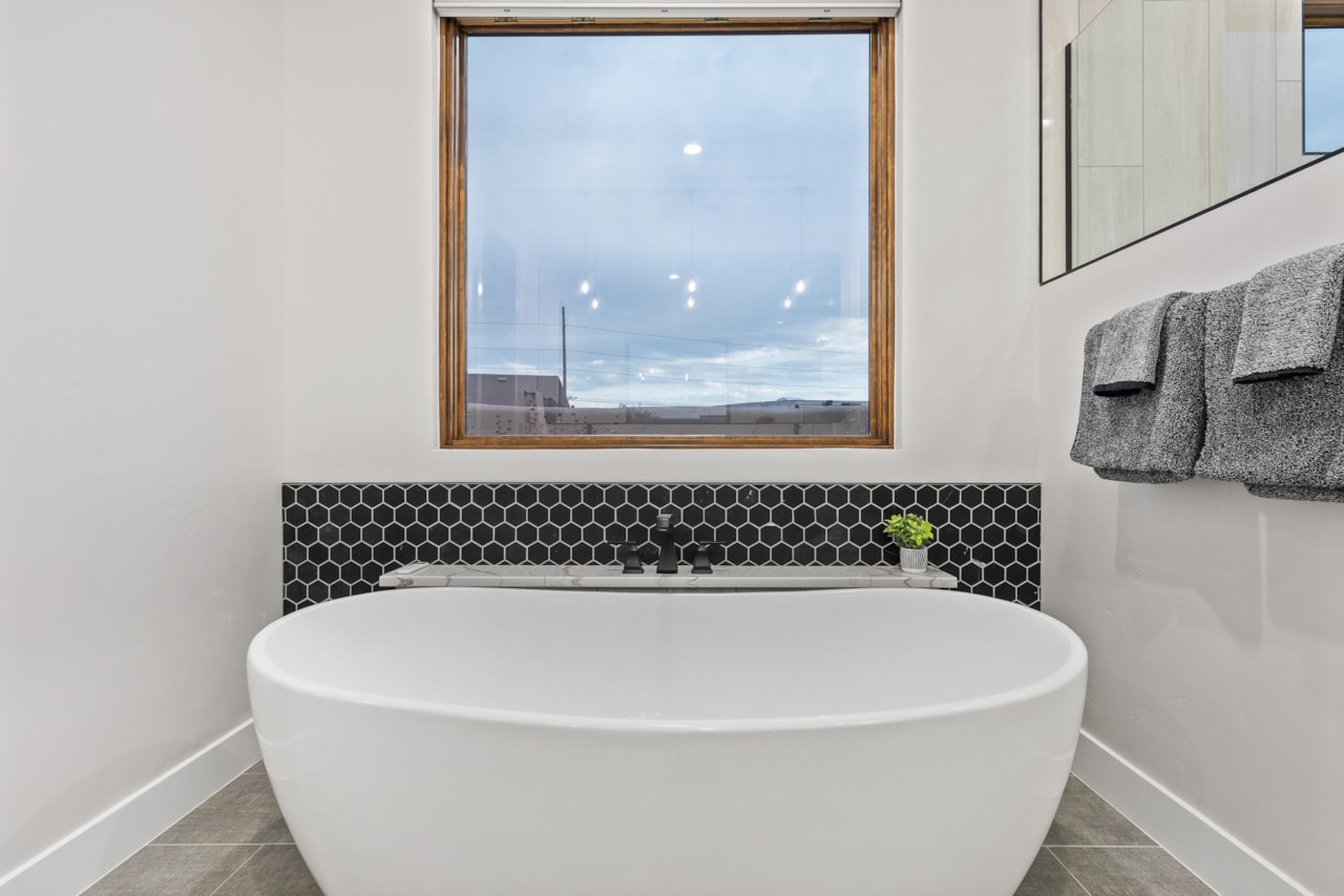 2090 N Tuweap DR #13 St George, UT 84770 home for sale, MLS#25-264462 - Erika Rogers Photo 15