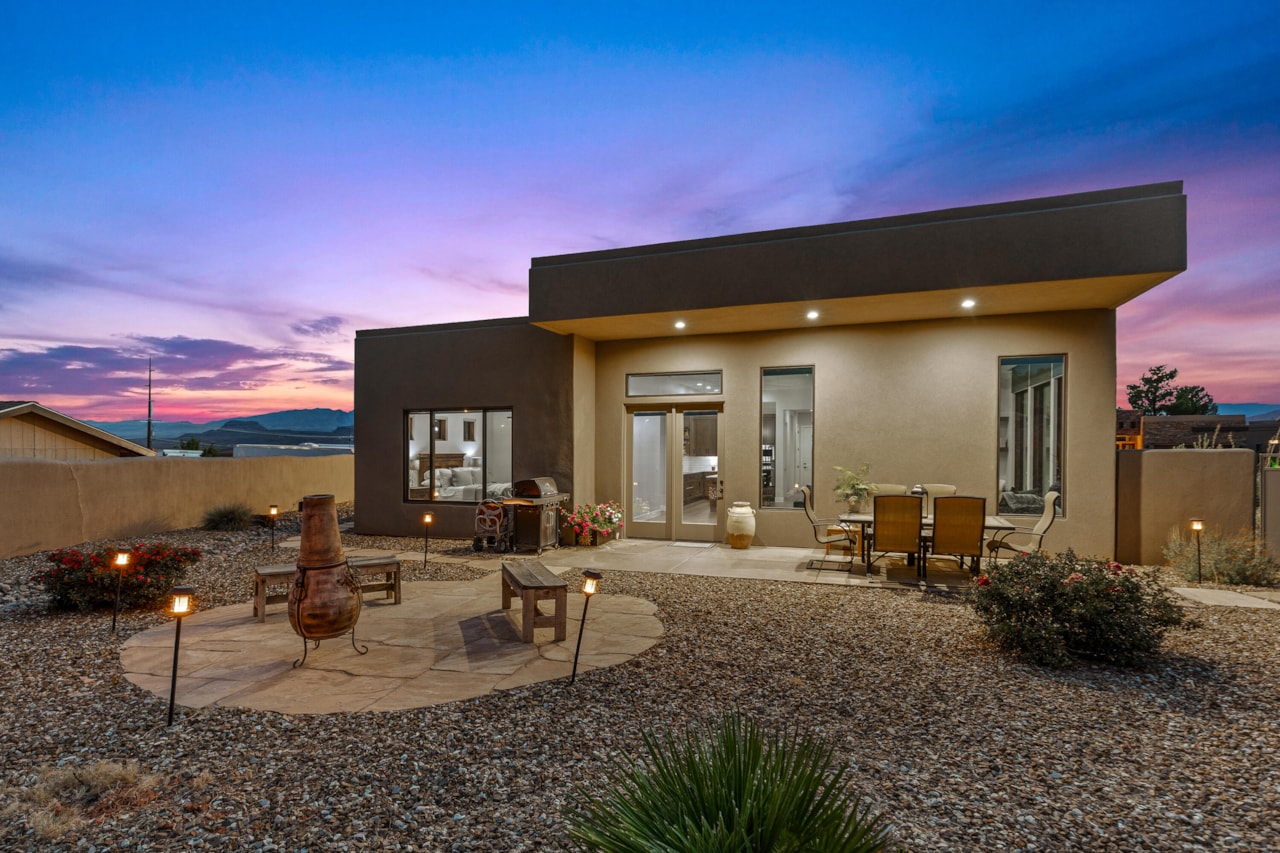 2090 N Tuweap DR #13 St George, UT 84770 home for sale, MLS#25-264462 - Erika Rogers Photo 29