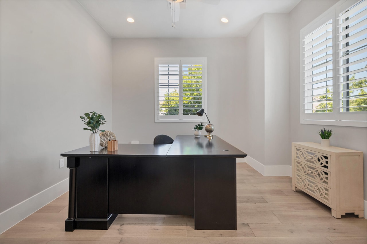 2688 E 1240  S St George, UT 84790 home for sale, MLS#25-264340 - Erika Rogers Photo 8