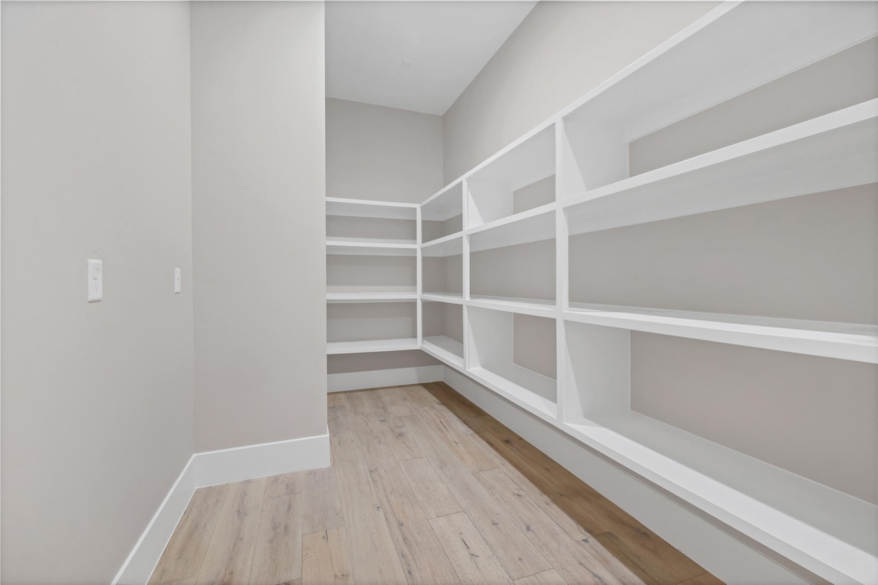 2688 E 1240  S St George, UT 84790 home for sale, MLS#25-264340 - Erika Rogers Photo 26