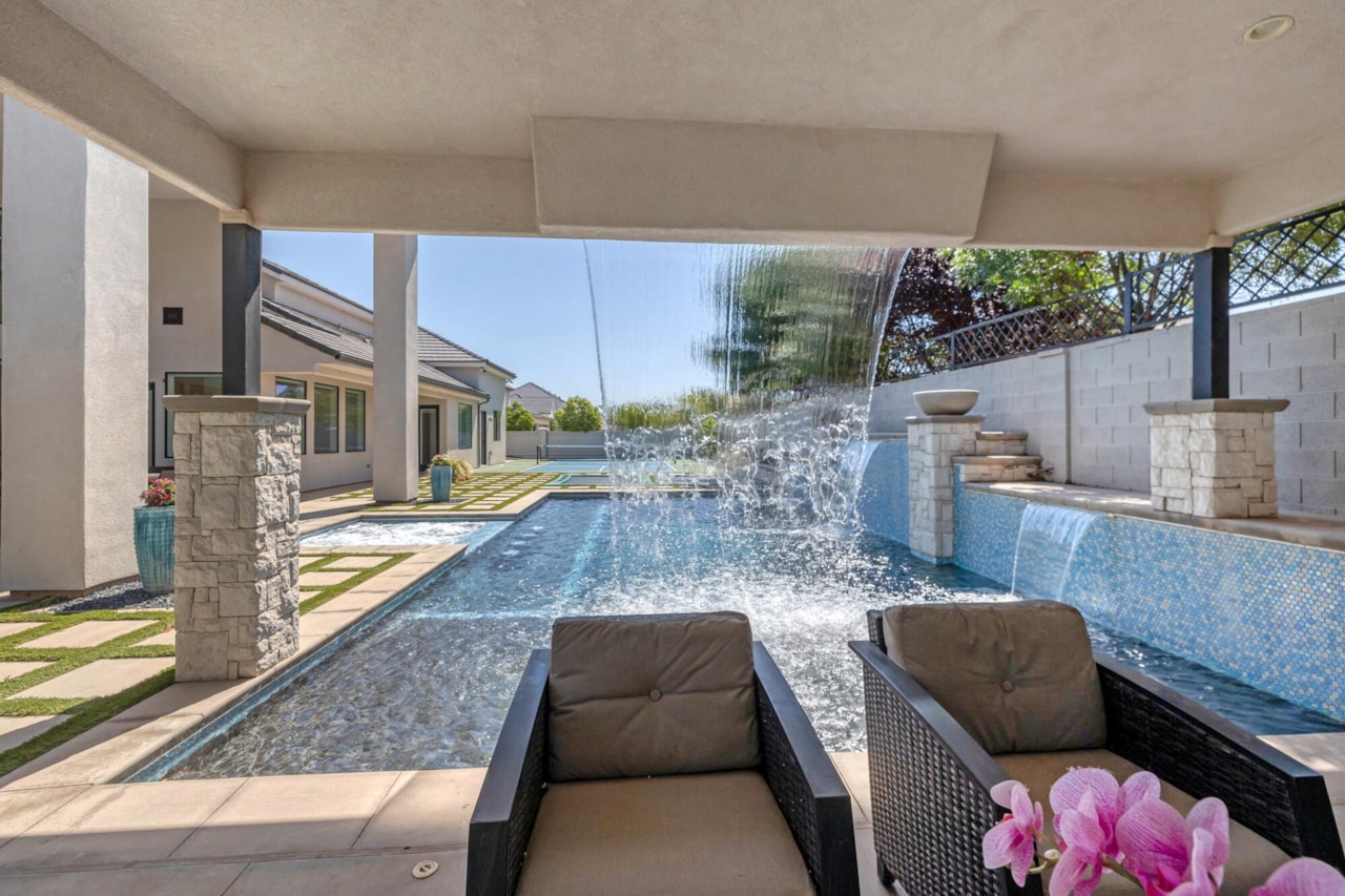 2688 E 1240  S St George, UT 84790 home for sale, MLS#25-264340 - Erika Rogers Photo 71