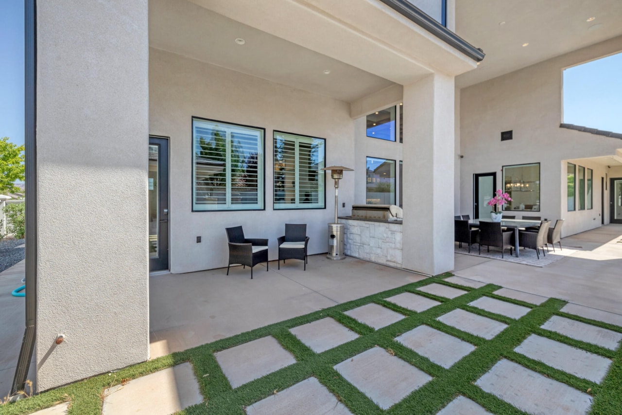 2688 E 1240  S St George, UT 84790 home for sale, MLS#25-264340 - Erika Rogers Photo 74