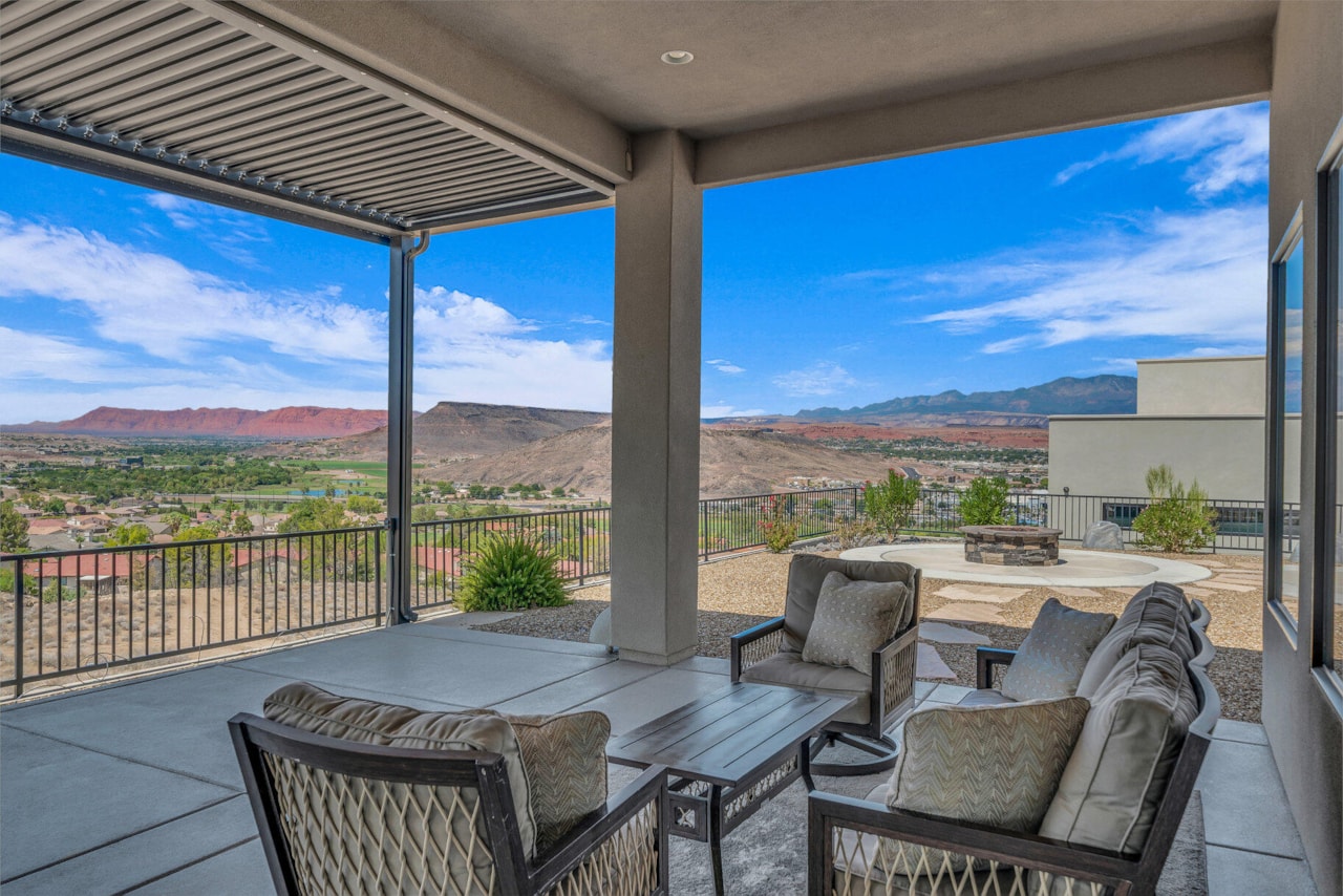 284 W Sir Monte DR St George, UT 84770 home for sale, MLS#25-264558 - Erika Rogers Photo 8