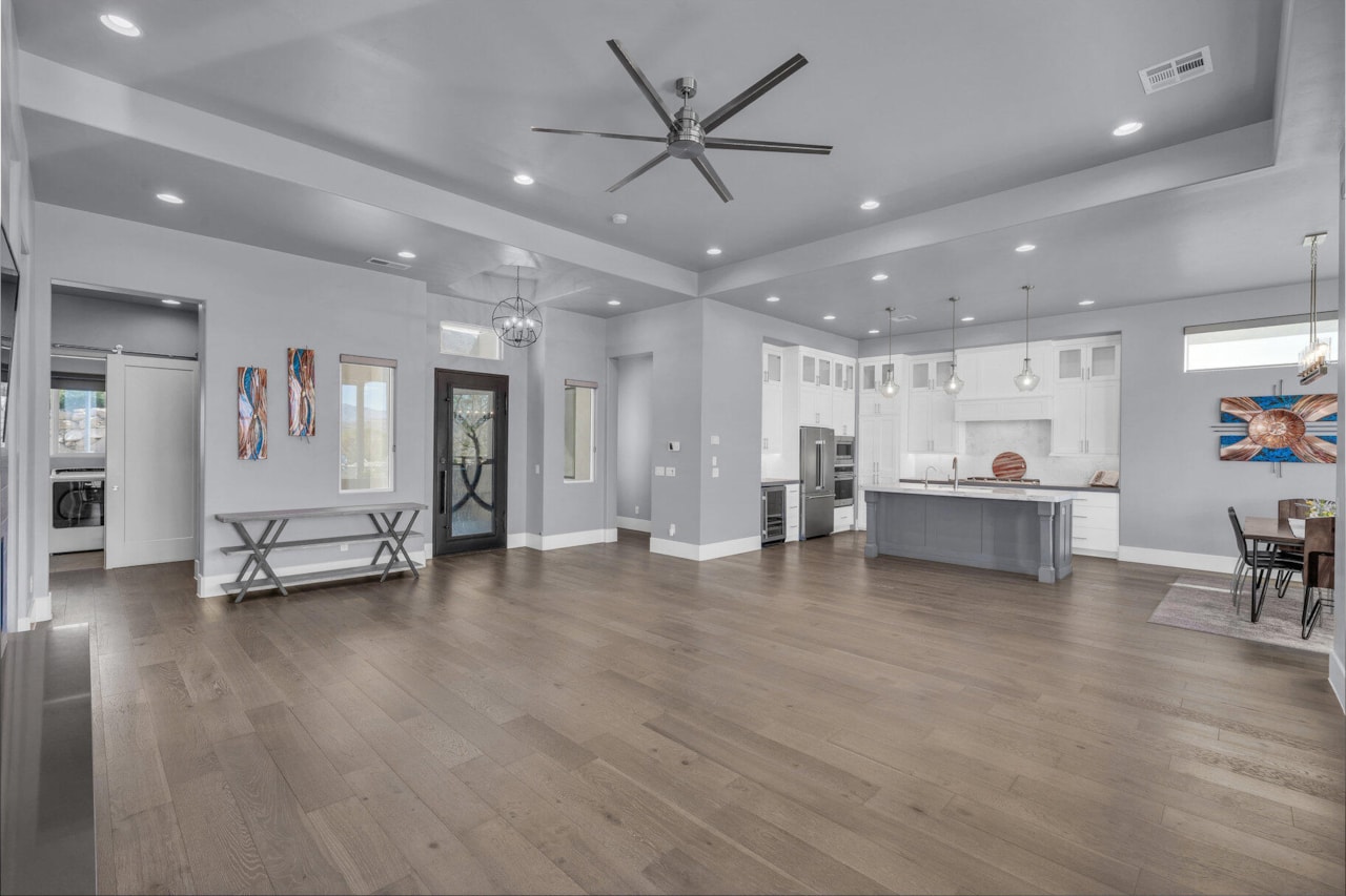 284 W Sir Monte DR St George, UT 84770 home for sale, MLS#25-264558 - Erika Rogers Photo 14