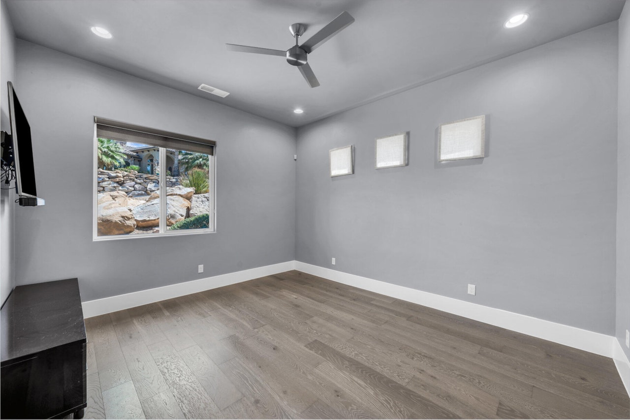 284 W Sir Monte DR St George, UT 84770 home for sale, MLS#25-264558 - Erika Rogers Photo 36