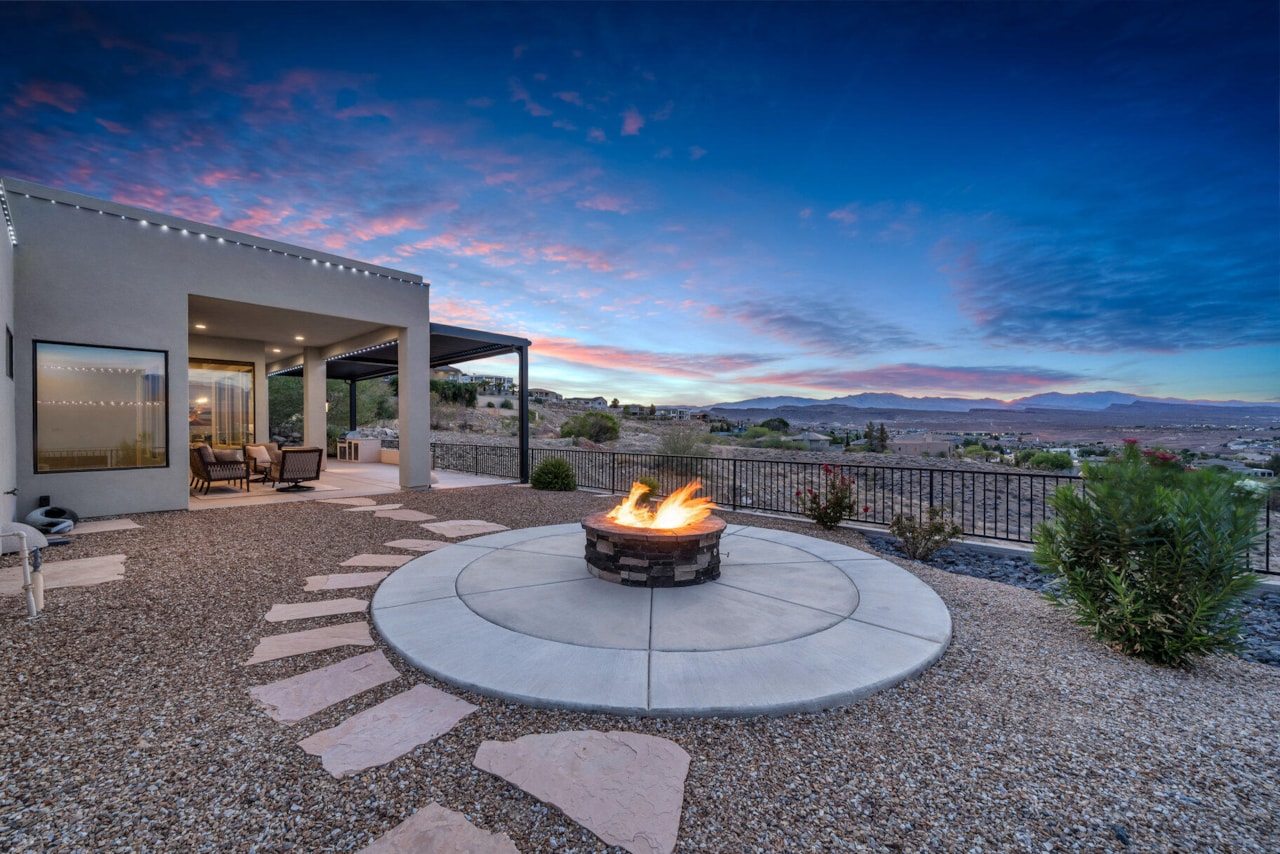 284 W Sir Monte DR St George, UT 84770 home for sale, MLS#25-264558 - Erika Rogers Photo 47