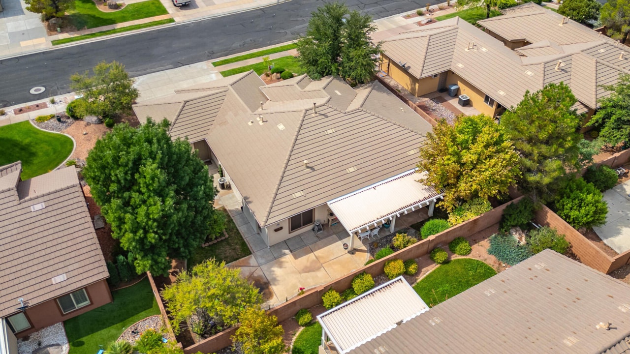 2166 W 1010 N #42 St George, UT 84770 home for sale, MLS#25-264153 - Erika Rogers Photo 23