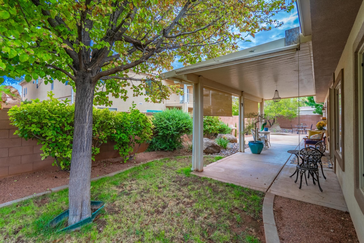 2166 W 1010 N #42 St George, UT 84770 home for sale, MLS#25-264153 - Erika Rogers Photo 28