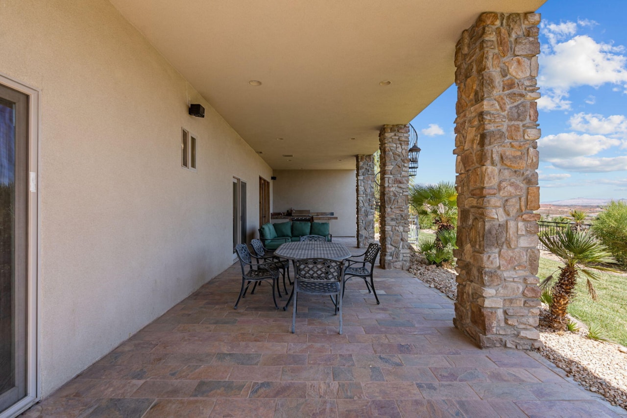 1343 W Cambridge Ave Washington, UT 84780 home for sale, MLS#25-264566 - Erika Rogers Photo 72