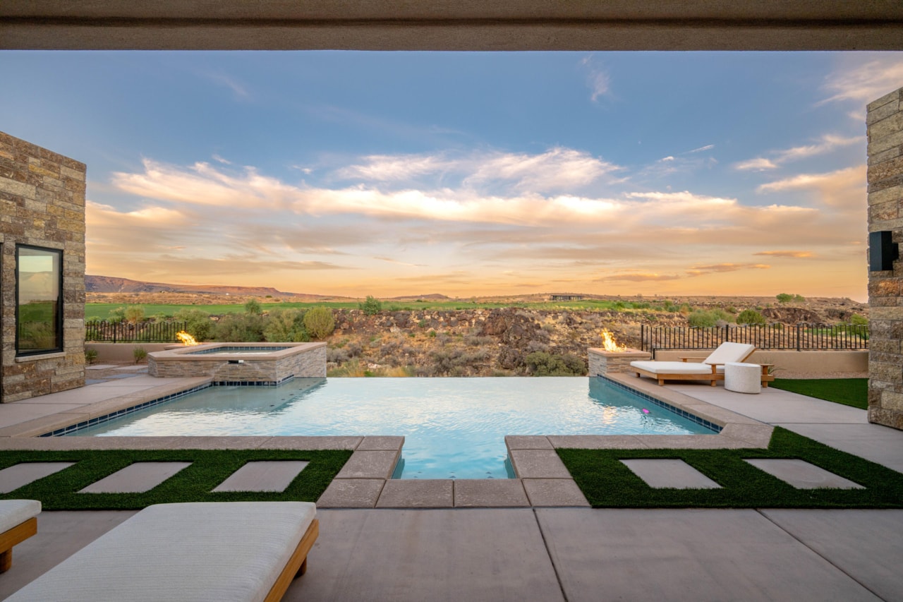 4816 N Petroglyph DR St George, UT 84770 home for sale, MLS#25-264615 - Erika Rogers Photo 61