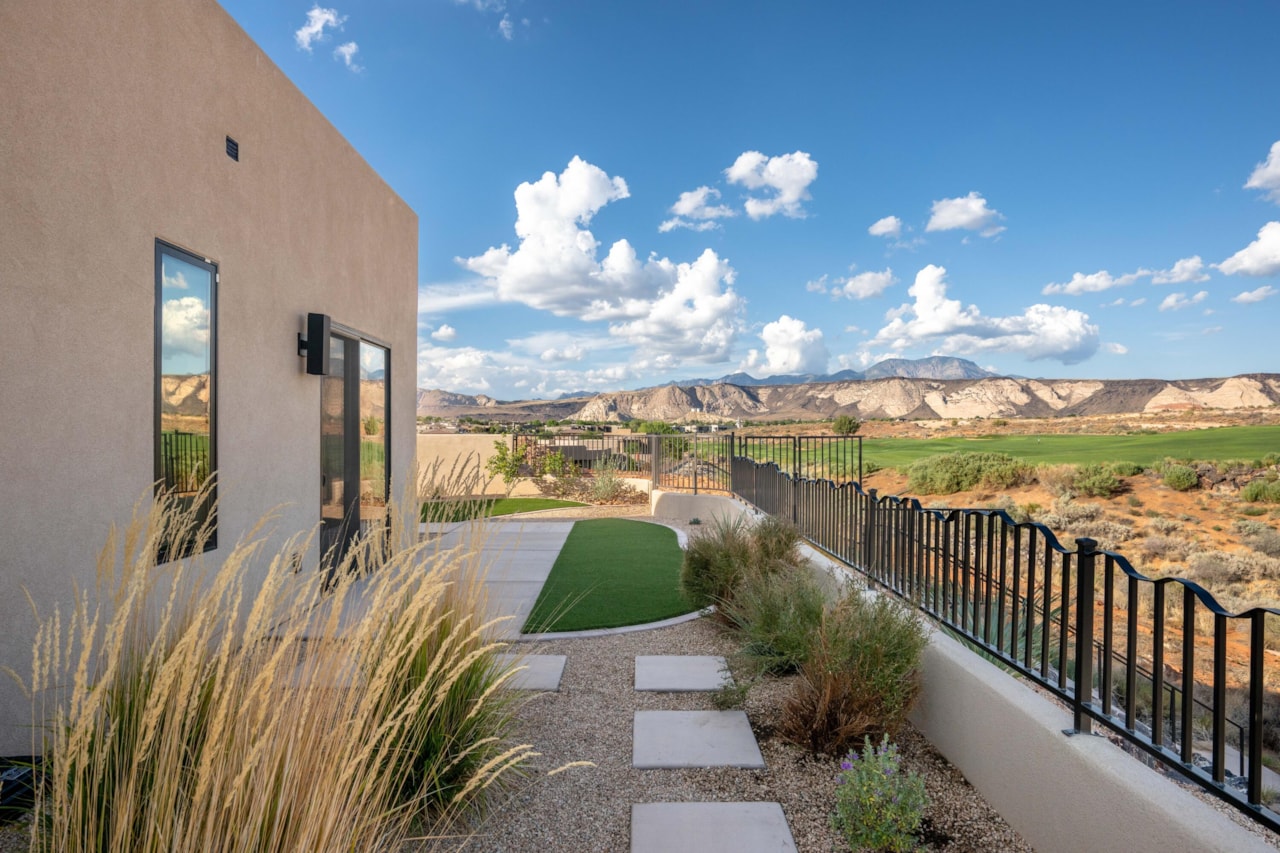 4816 N Petroglyph DR St George, UT 84770 home for sale, MLS#25-264615 - Erika Rogers Photo 78