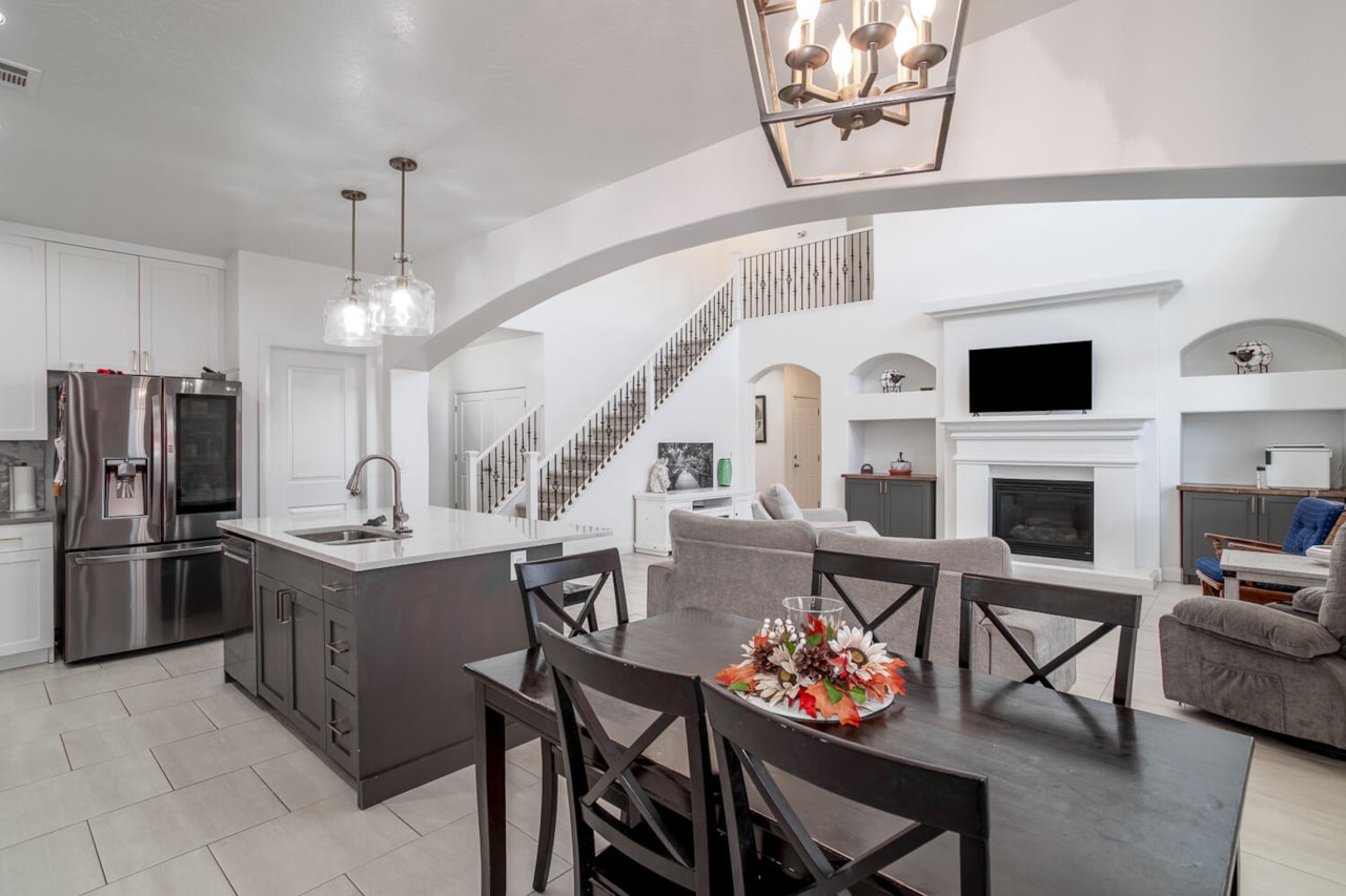 376 E Calgary St George, UT 84790 home for sale, MLS#25-264625 - Erika Rogers Photo 10