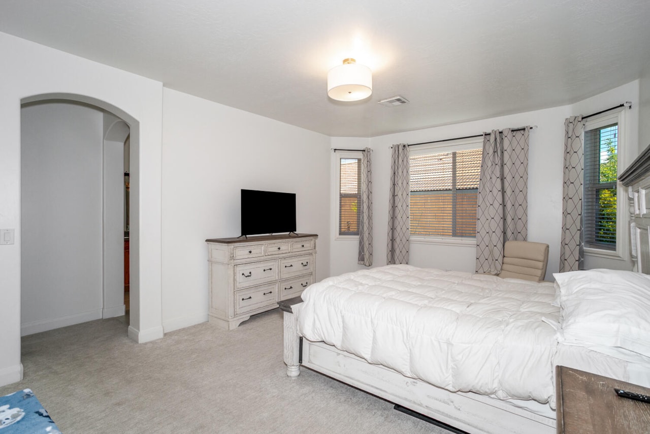 376 E Calgary St George, UT 84790 home for sale, MLS#25-264625 - Erika Rogers Photo 20