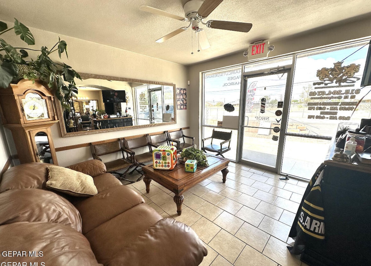 300 S 7th Street gallery image 4