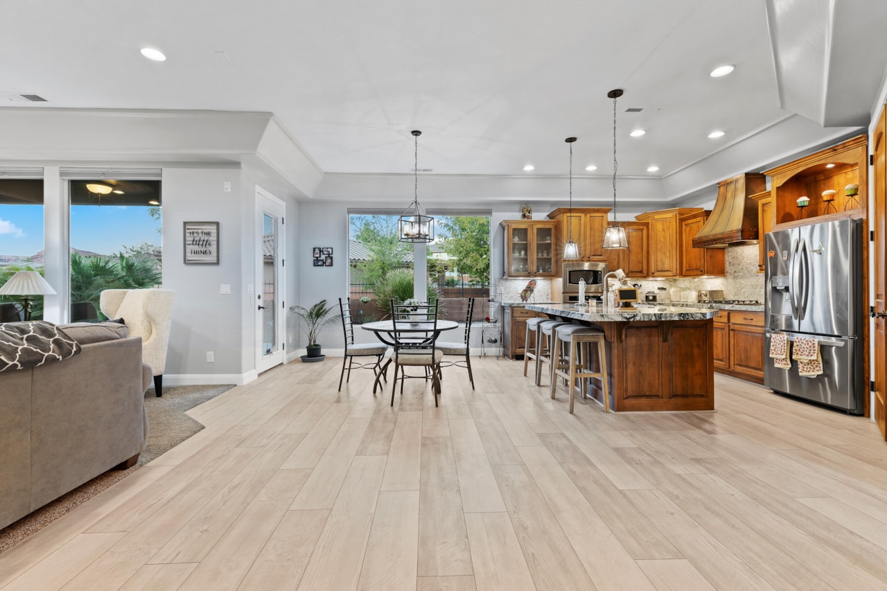 1795 N Snow Canyon Parkway #40 St George, UT 84770 home for sale, MLS#25-264666 - Erika Rogers Photo 8