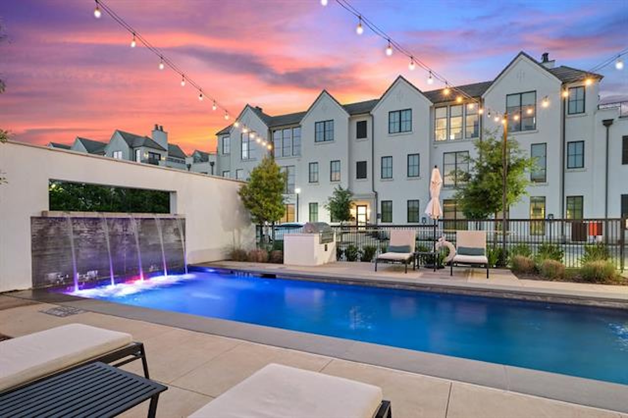 5270 Town and Country Boulevard 216, Frisco, TX 75034 condo for sale