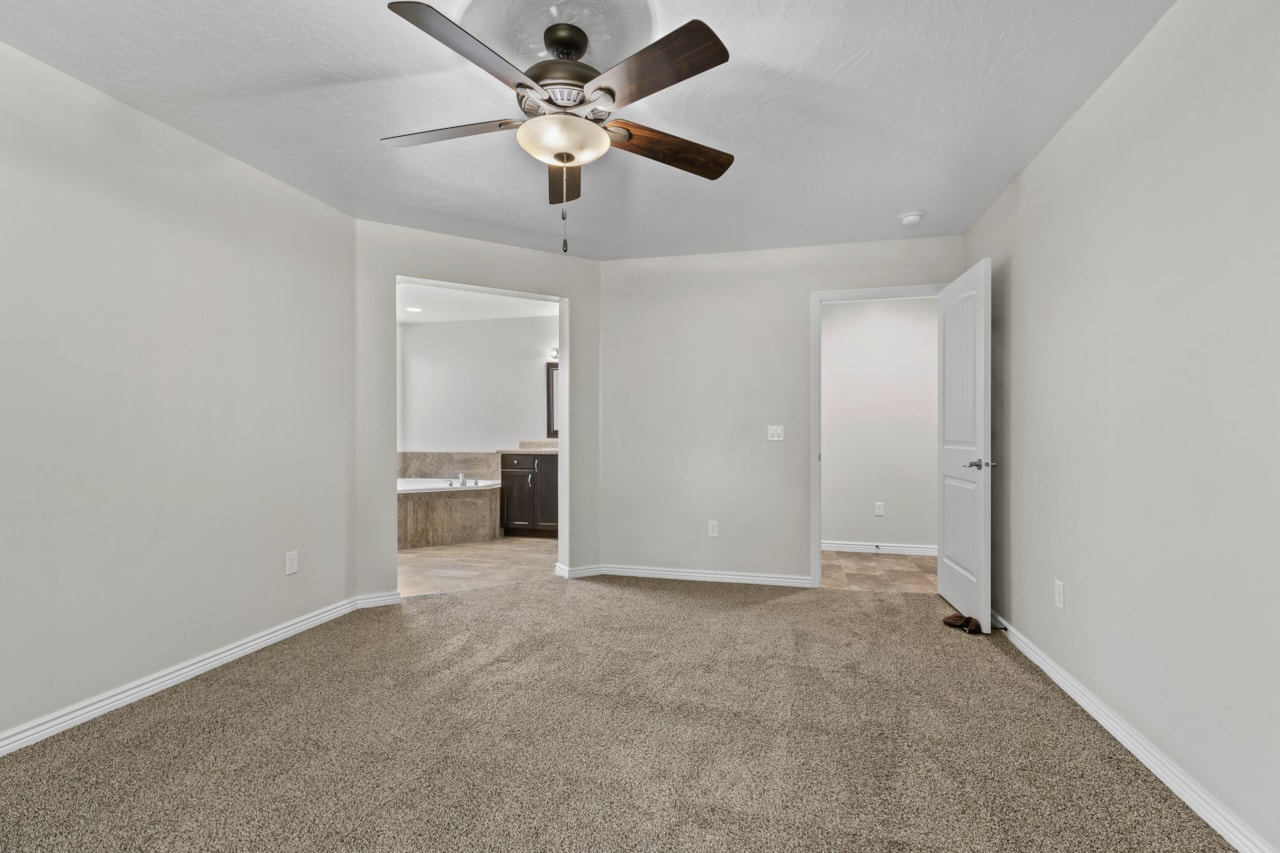 3342 S 240  W Washington, UT 84780 home for sale, MLS#25-262505 - Erika Rogers Photo 15