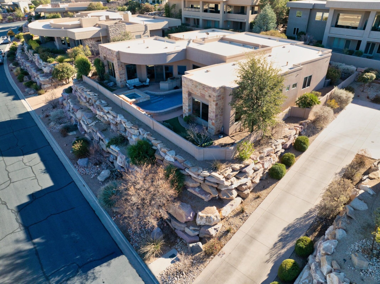 2018 E Opal Way St George, UT 84790 home for sale, MLS#25-264768 - Erika Rogers Photo 4