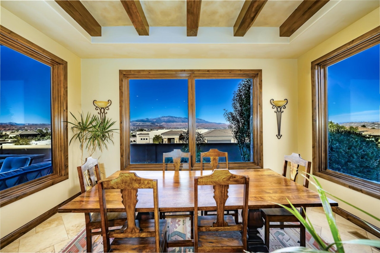 2018 E Opal Way St George, UT 84790 home for sale, MLS#25-264768 - Erika Rogers Photo 22