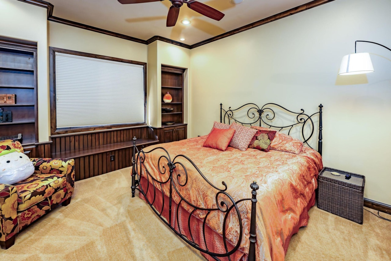 2018 E Opal Way St George, UT 84790 home for sale, MLS#25-264768 - Erika Rogers Photo 40