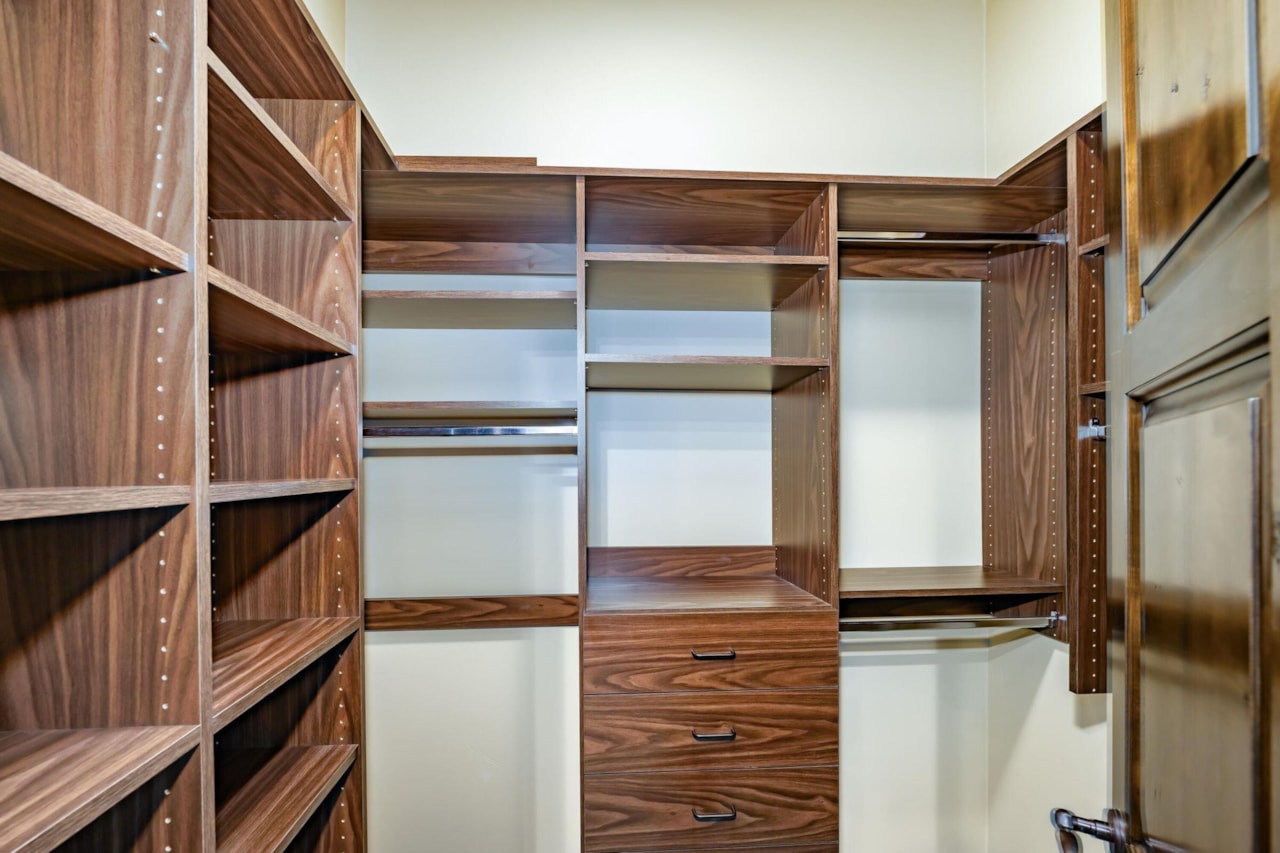 2018 E Opal Way St George, UT 84790 home for sale, MLS#25-264768 - Erika Rogers Photo 51