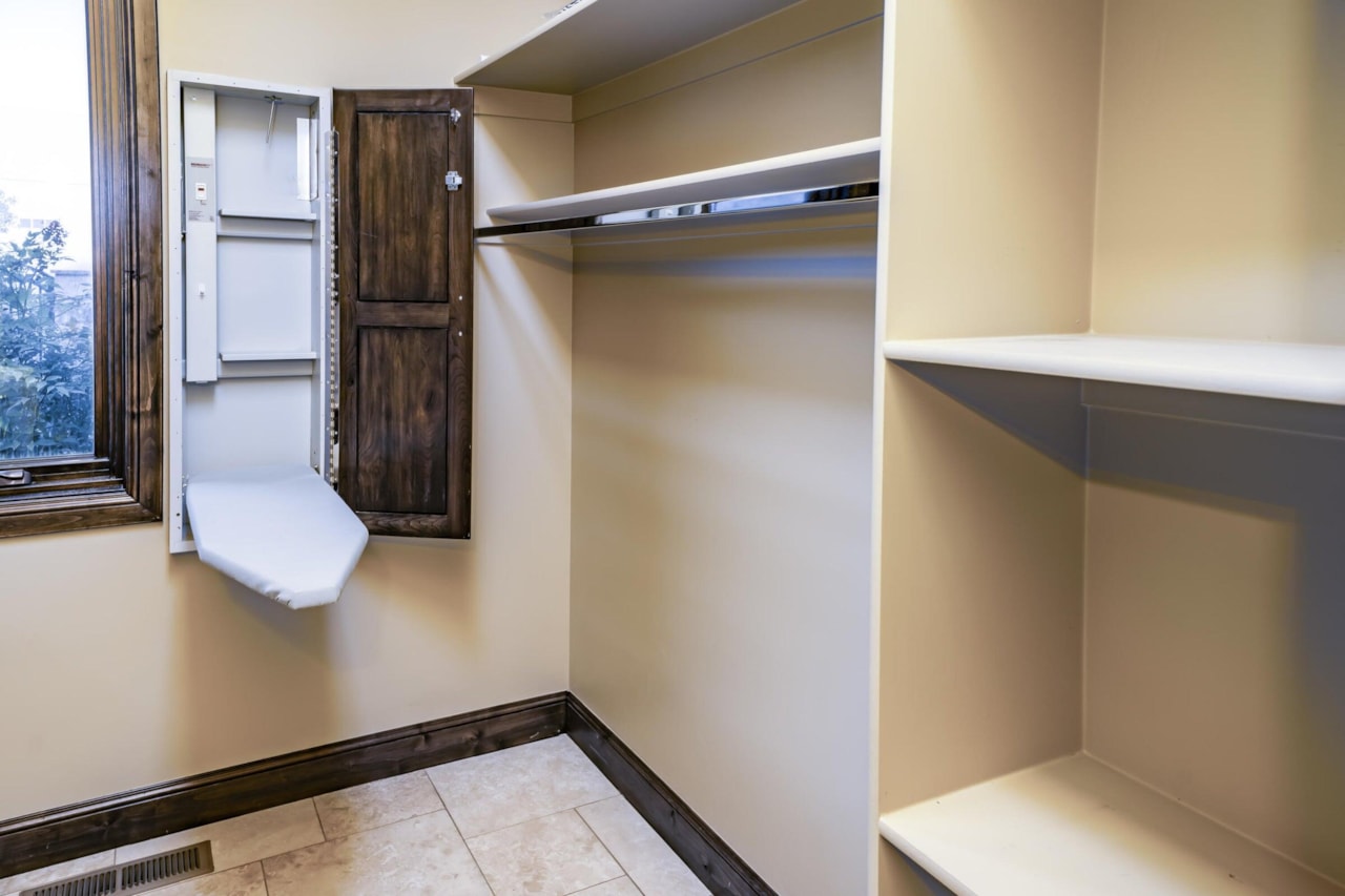 2018 E Opal Way St George, UT 84790 home for sale, MLS#25-264768 - Erika Rogers Photo 53