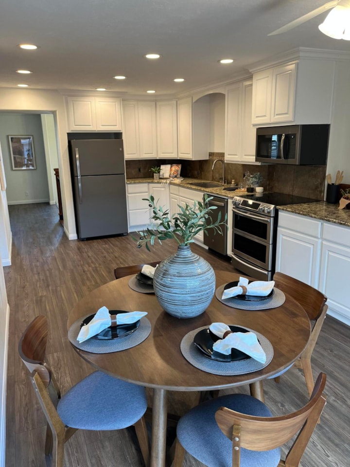 524 S 200 ST E #3 St George, UT 84770 home for sale, MLS#25-263252 - Erika Rogers Photo 5