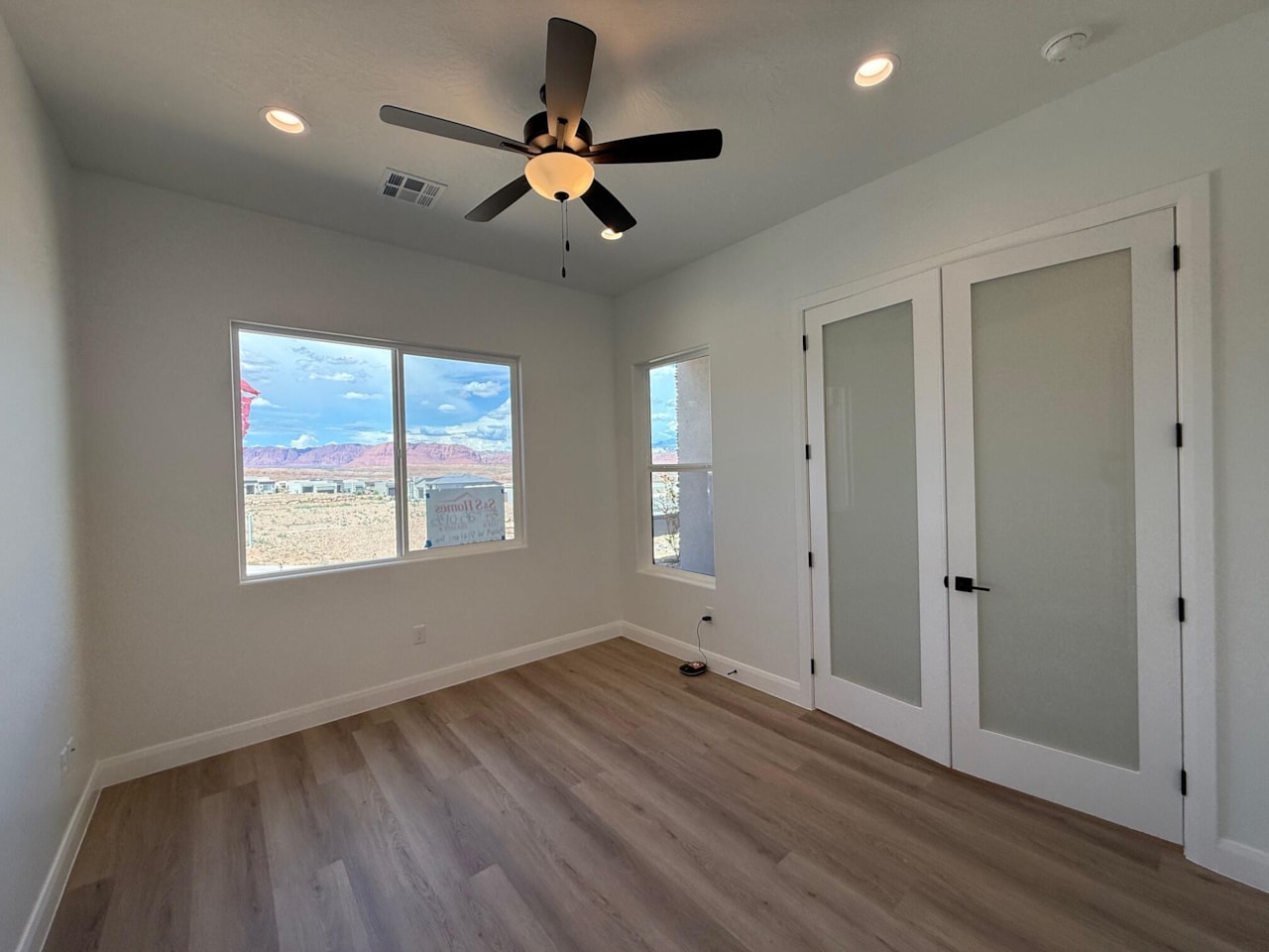 3069 W Platani Trl St George, UT 84770 home for sale, MLS#25-260798 - Erika Rogers Photo 5