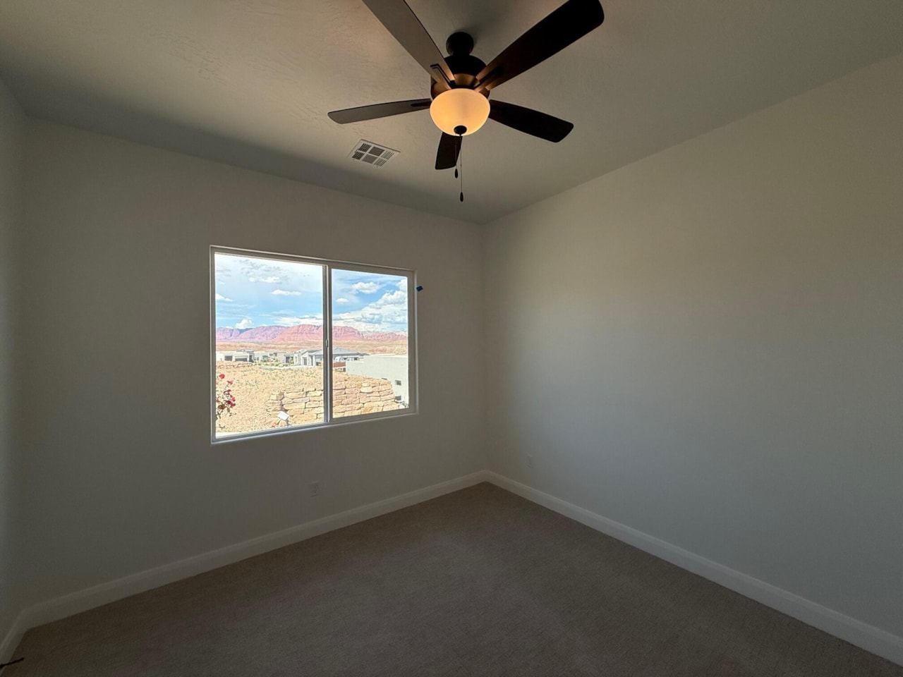 3069 W Platani Trl St George, UT 84770 home for sale, MLS#25-260798 - Erika Rogers Photo 6