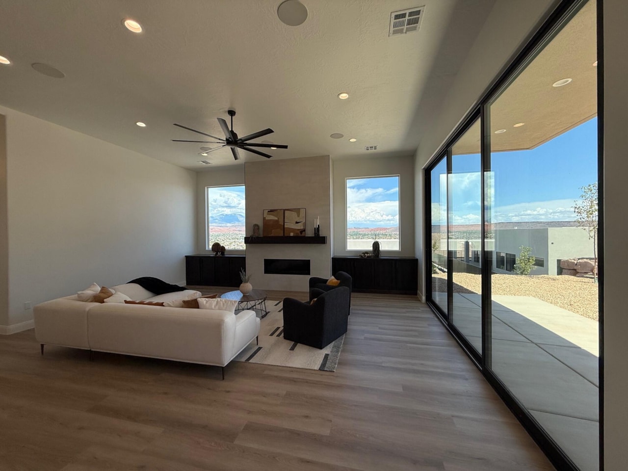 3069 W Platani Trl St George, UT 84770 home for sale, MLS#25-260798 - Erika Rogers Photo 12