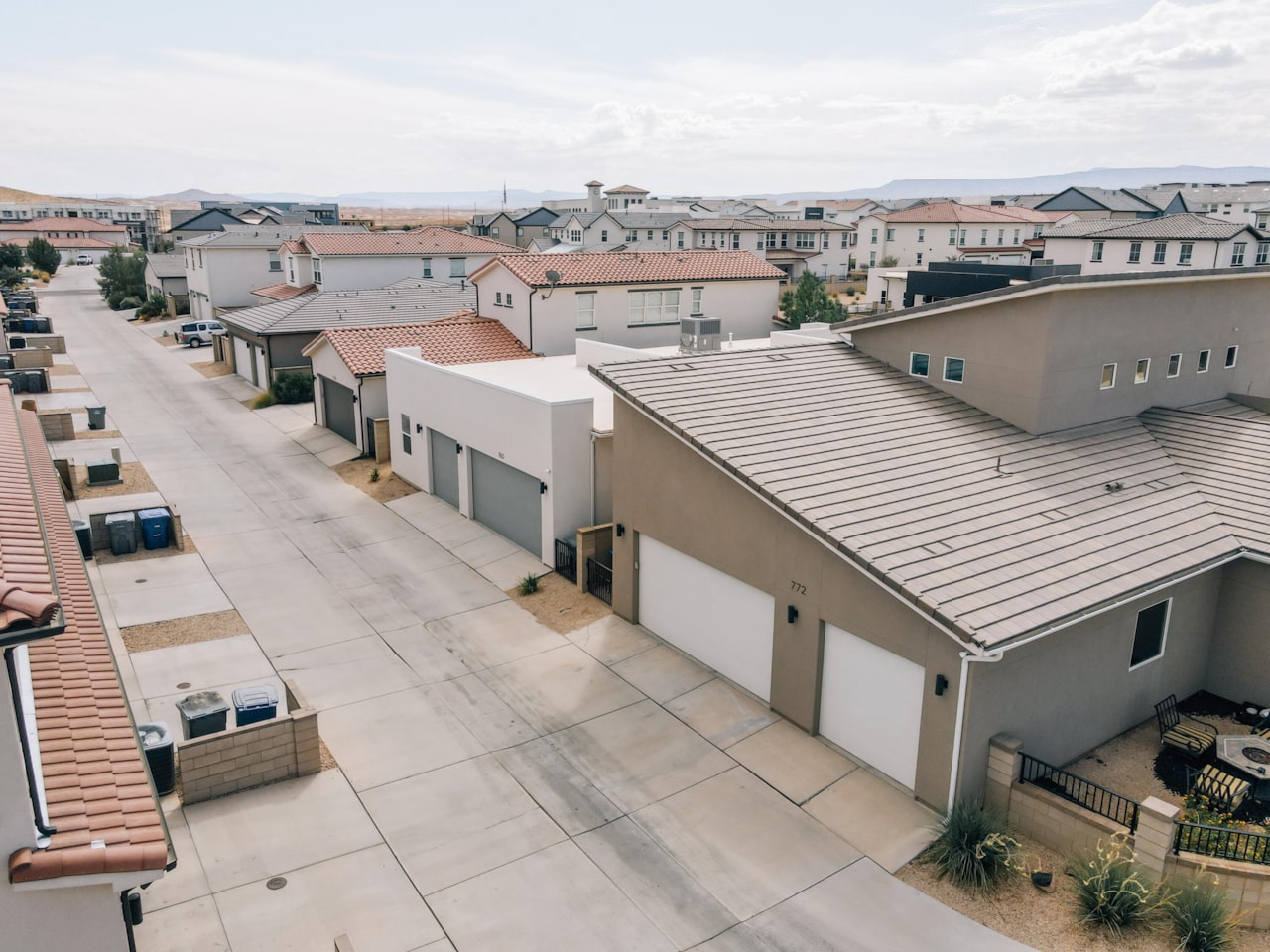 760 W Claystone DR St George, UT 84790 home for sale, MLS#25-264821 - Erika Rogers Photo 45