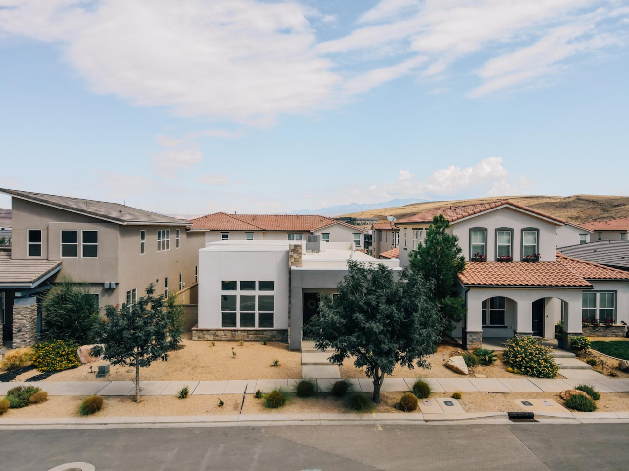 760 W Claystone DR St George, UT 84790 home for sale, MLS#25-264821 - Erika Rogers Photo 49