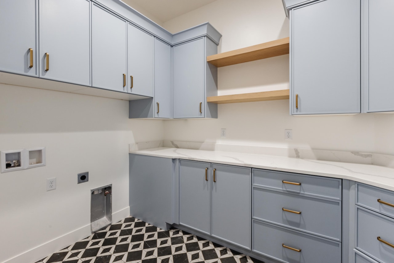 2938 Rowan LN St George, UT 84790 home for sale, MLS#25-264824 - Erika Rogers Photo 34